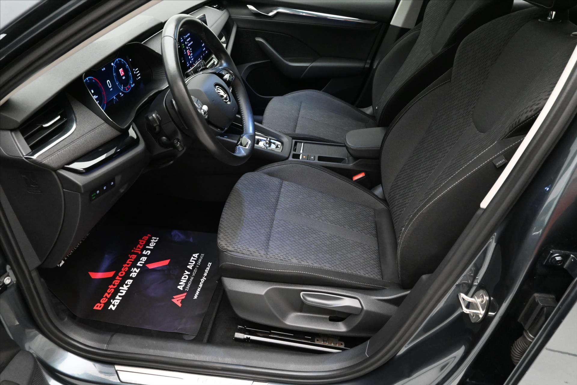 Hlavní fotografie vozu Škoda Octavia 2,0 TDI 110 kW DSG Style Záruka až 5 let (13)