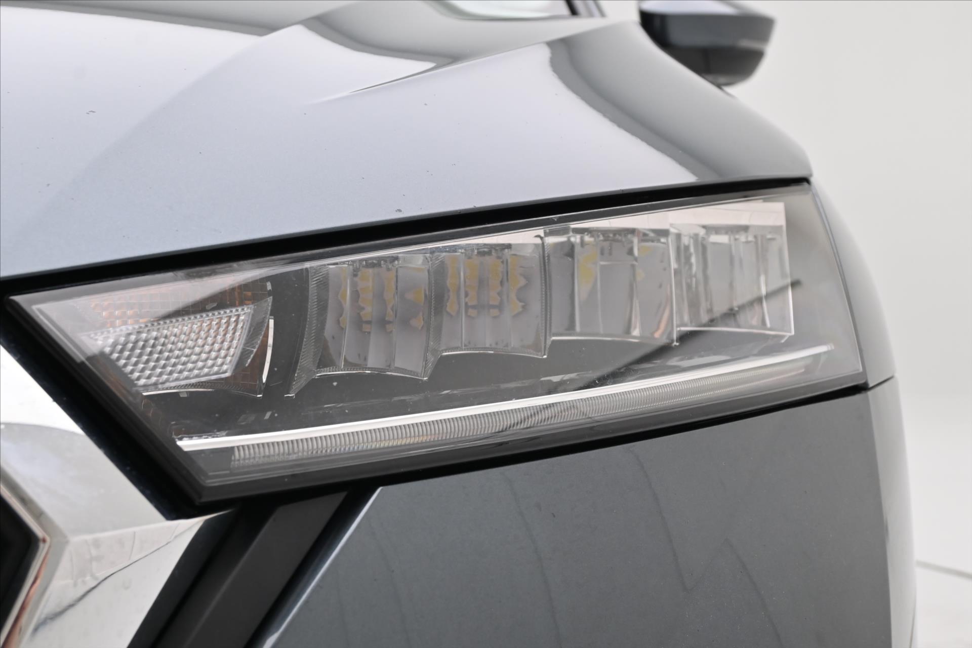 Hlavní fotografie vozu Škoda Octavia 2,0 TDI 110 kW DSG Style Záruka až 5 let (30)