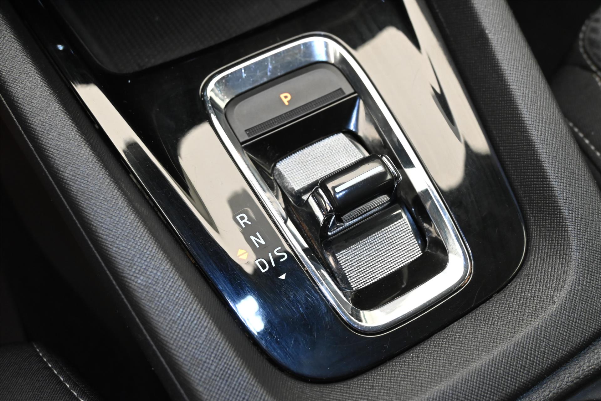 Hlavní fotografie vozu Škoda Octavia 2,0 TDI 110kW DSG STYLE Záruka až 5 let (22)