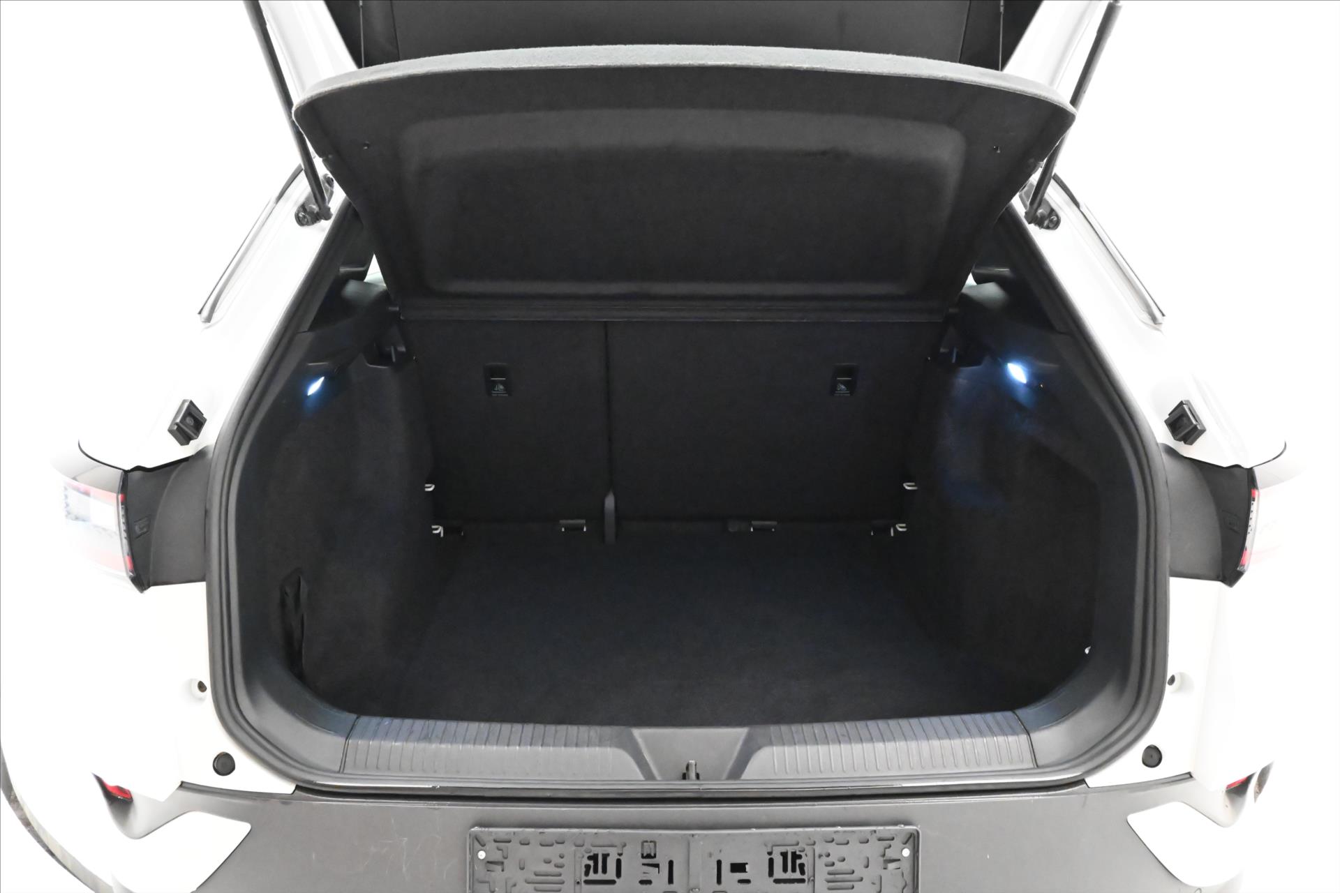 Hlavní fotografie vozu Volkswagen ID.4 150 kW 77kWh Perfor. SoH 91% Záruka až 5 let (10)
