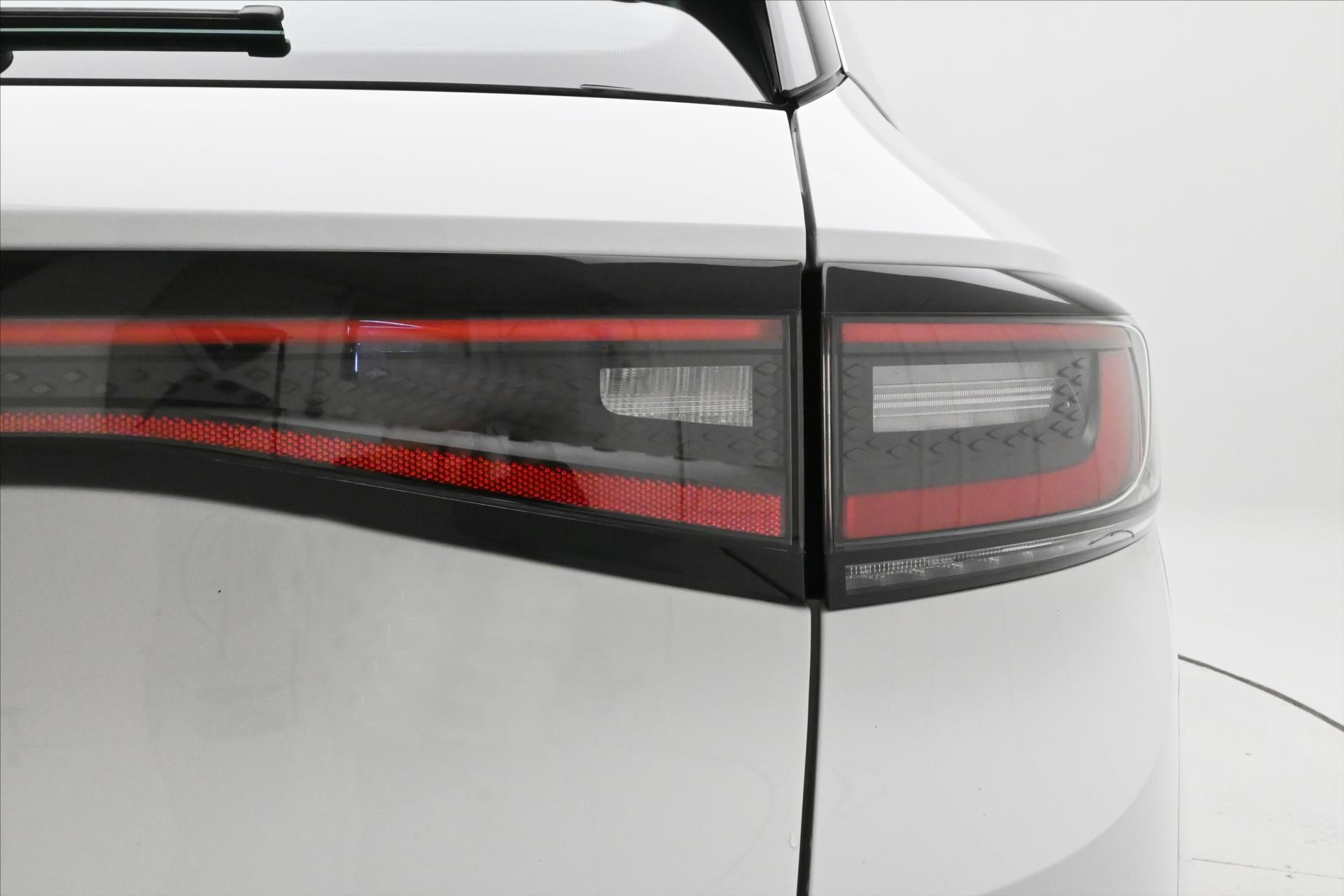 Hlavní fotografie vozu Volkswagen ID.4 150 kW 77kWh Perfor. SoH 91% Záruka až 5 let (30)