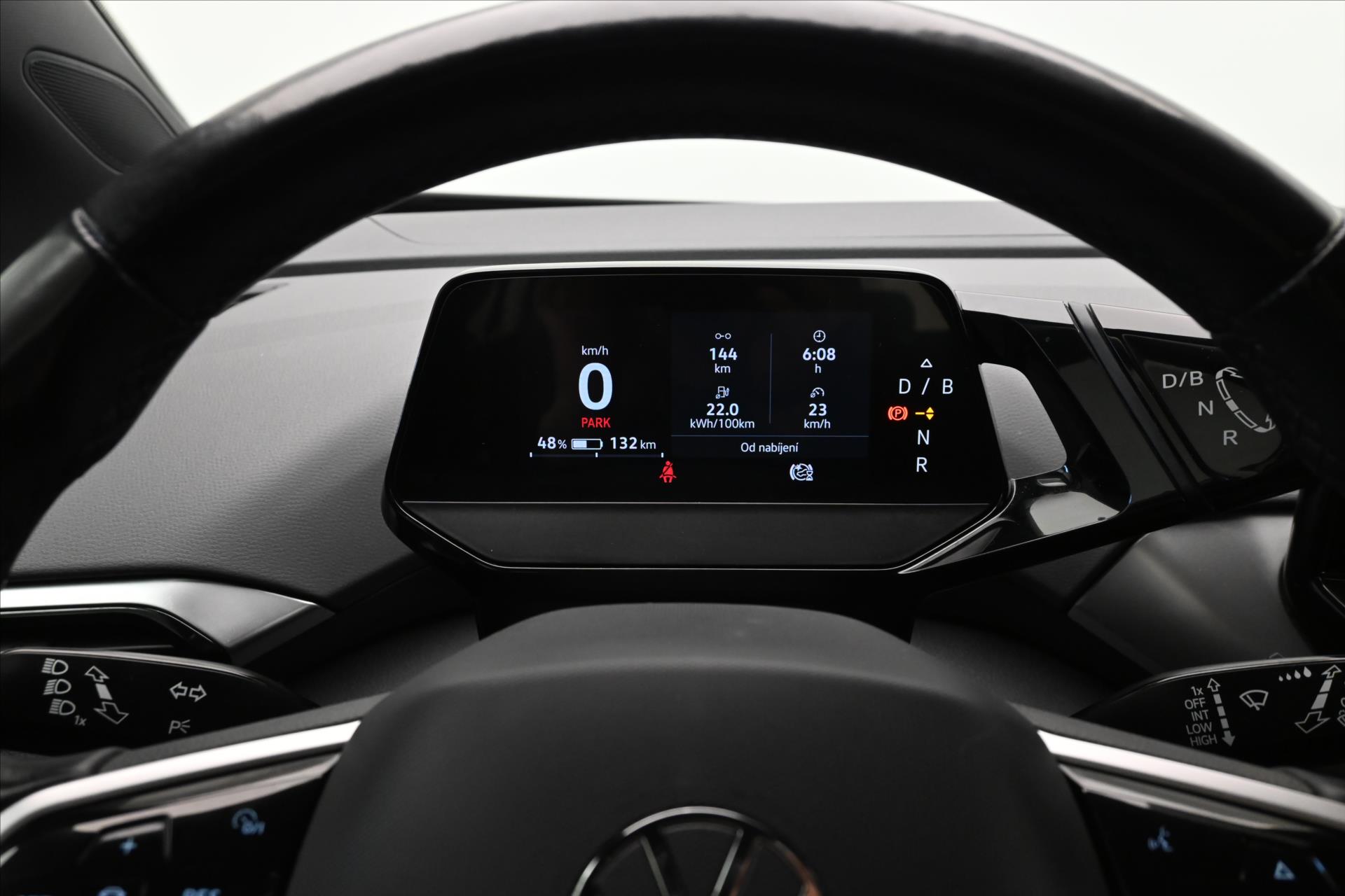 Hlavní fotografie vozu Volkswagen ID.4 150kW 77kWh PERFORMANCE Záruka až 5 let (15)