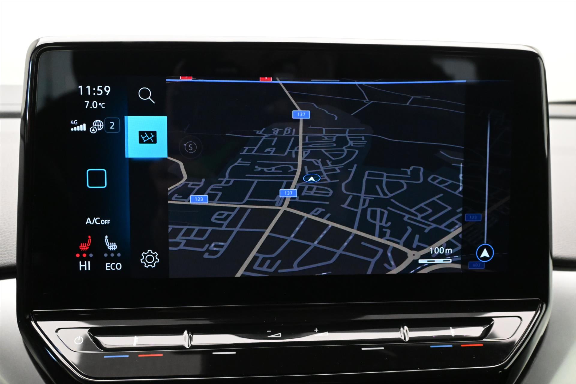 Hlavní fotografie vozu Volkswagen ID.4 150kW 77kWh PERFORMANCE Záruka až 5 let (18)