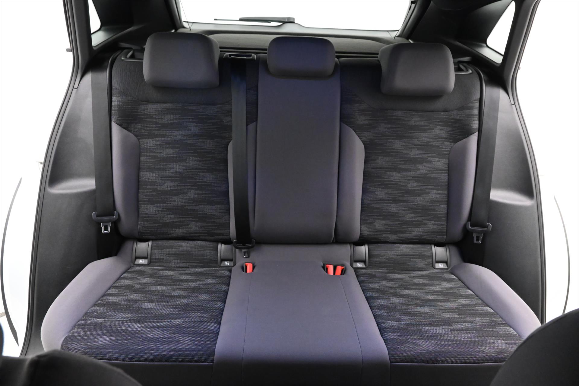 Hlavní fotografie vozu Volkswagen ID.4 150kW 77kWh PERFORMANCE Záruka až 5 let (27)