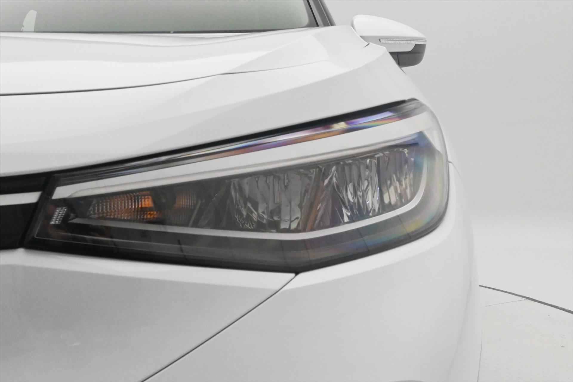 Hlavní fotografie vozu Volkswagen ID.4 150kW 77kWh PERFORMANCE Záruka až 5 let (28)