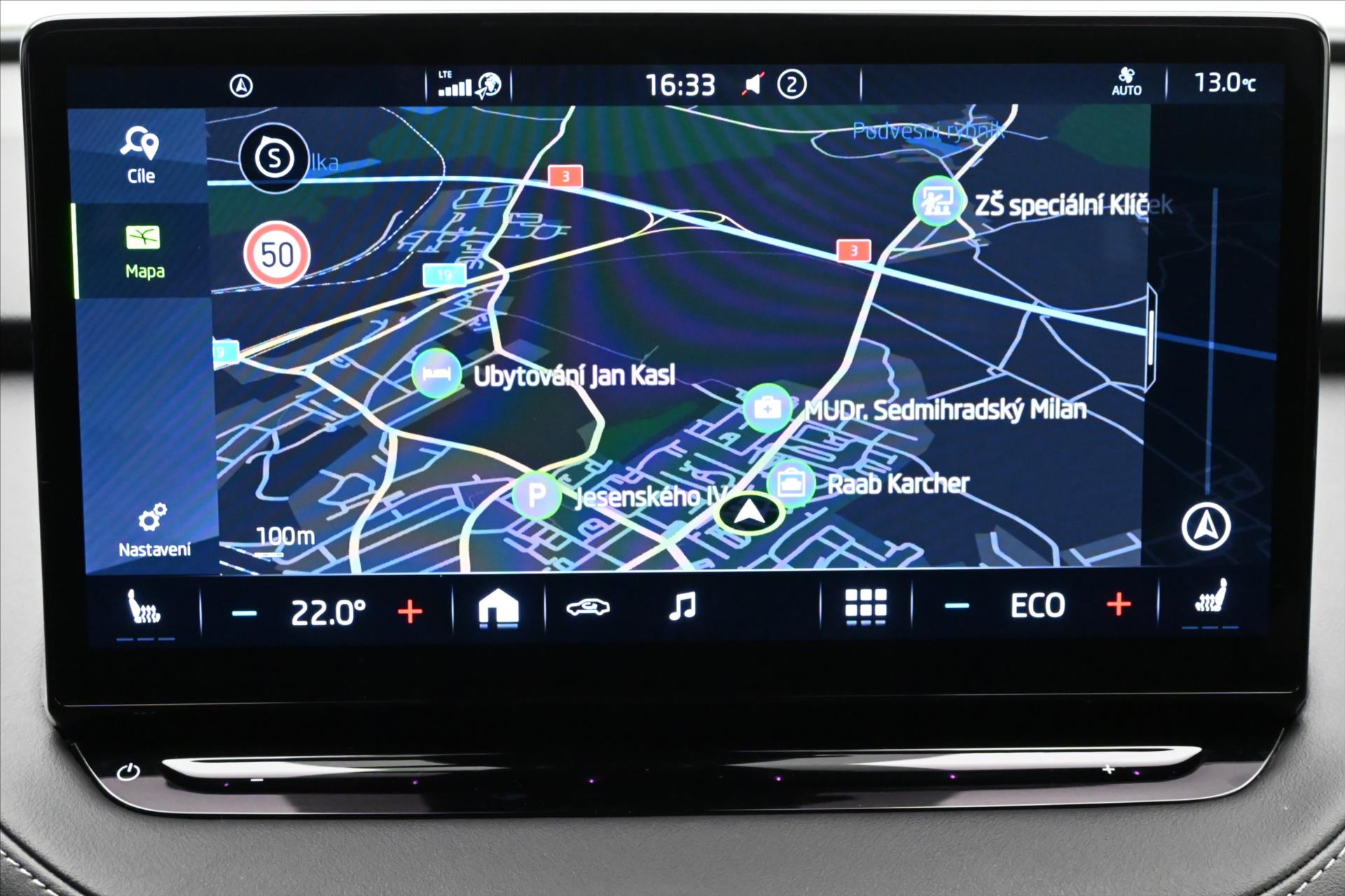 Hlavní fotografie vozu Škoda Enyaq iV 80 150kW 82kWh SPORTLINE Záruka až 5 let (18)