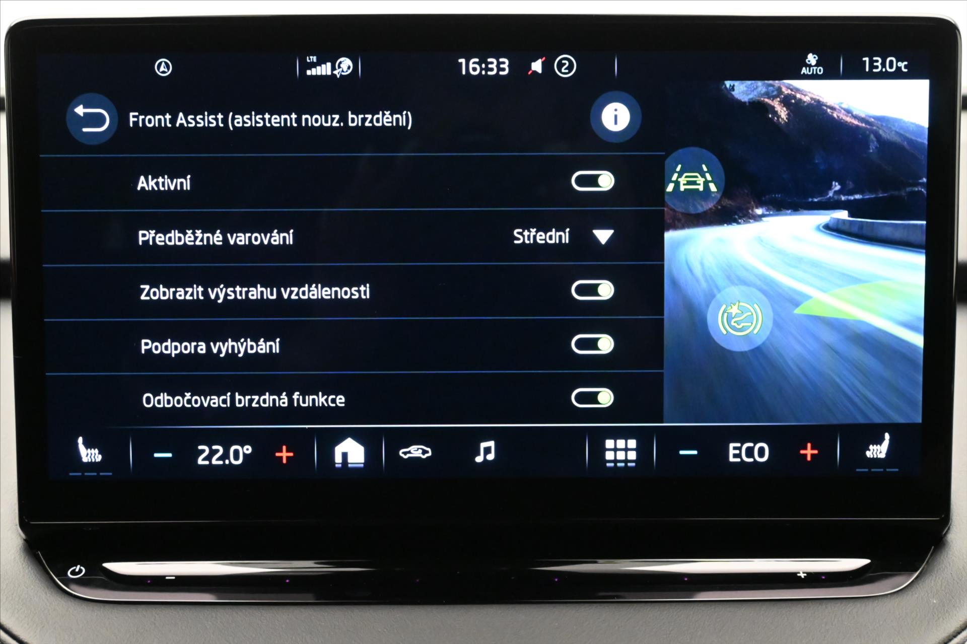 Hlavní fotografie vozu Škoda Enyaq iV 80 150kW 82kWh SPORTLINE Záruka až 5 let (20)