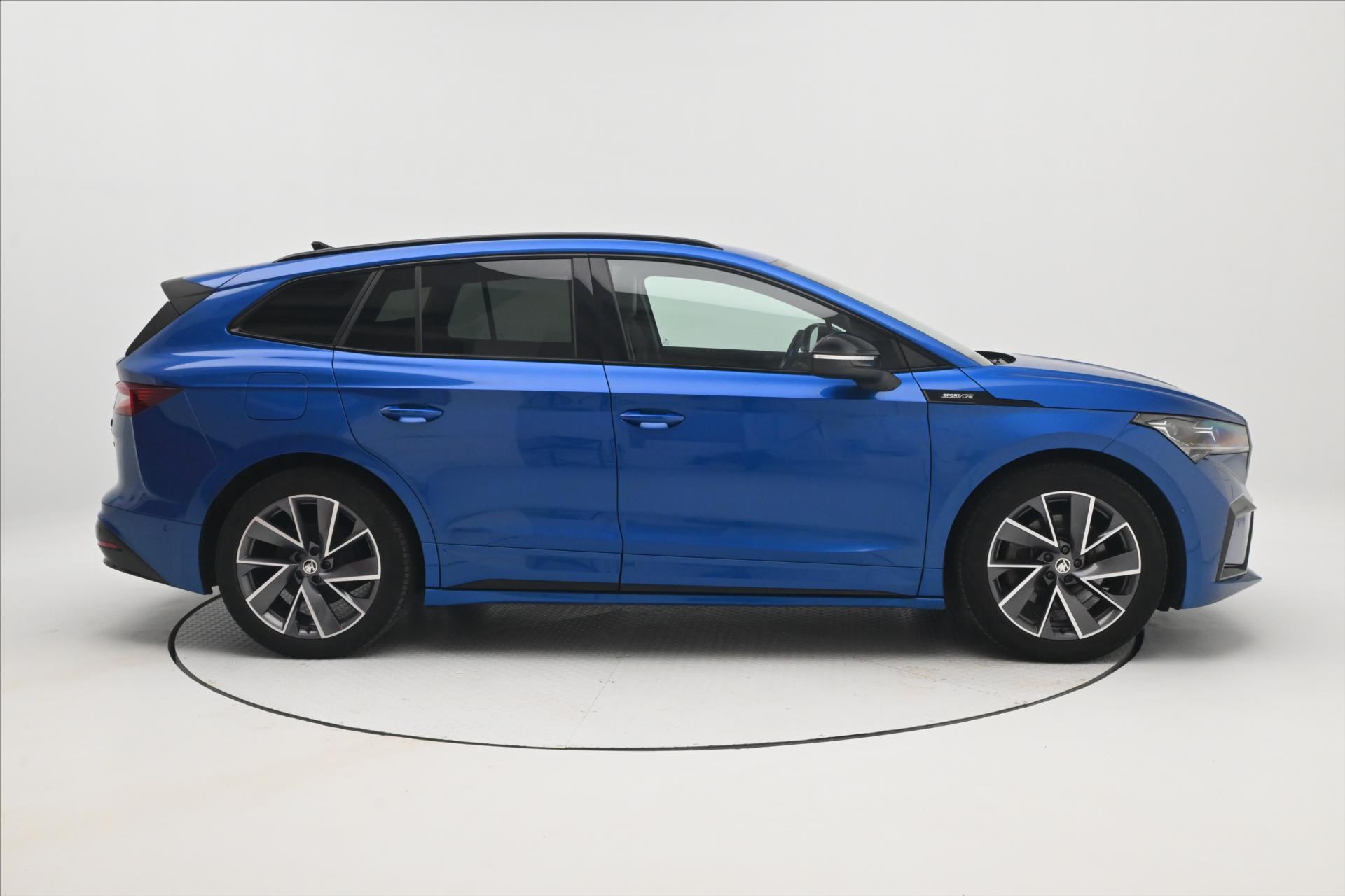 Hlavní fotografie vozu Škoda Enyaq iV 80 150kW 82kWh SPORTLINE Záruka až 5 let (3)