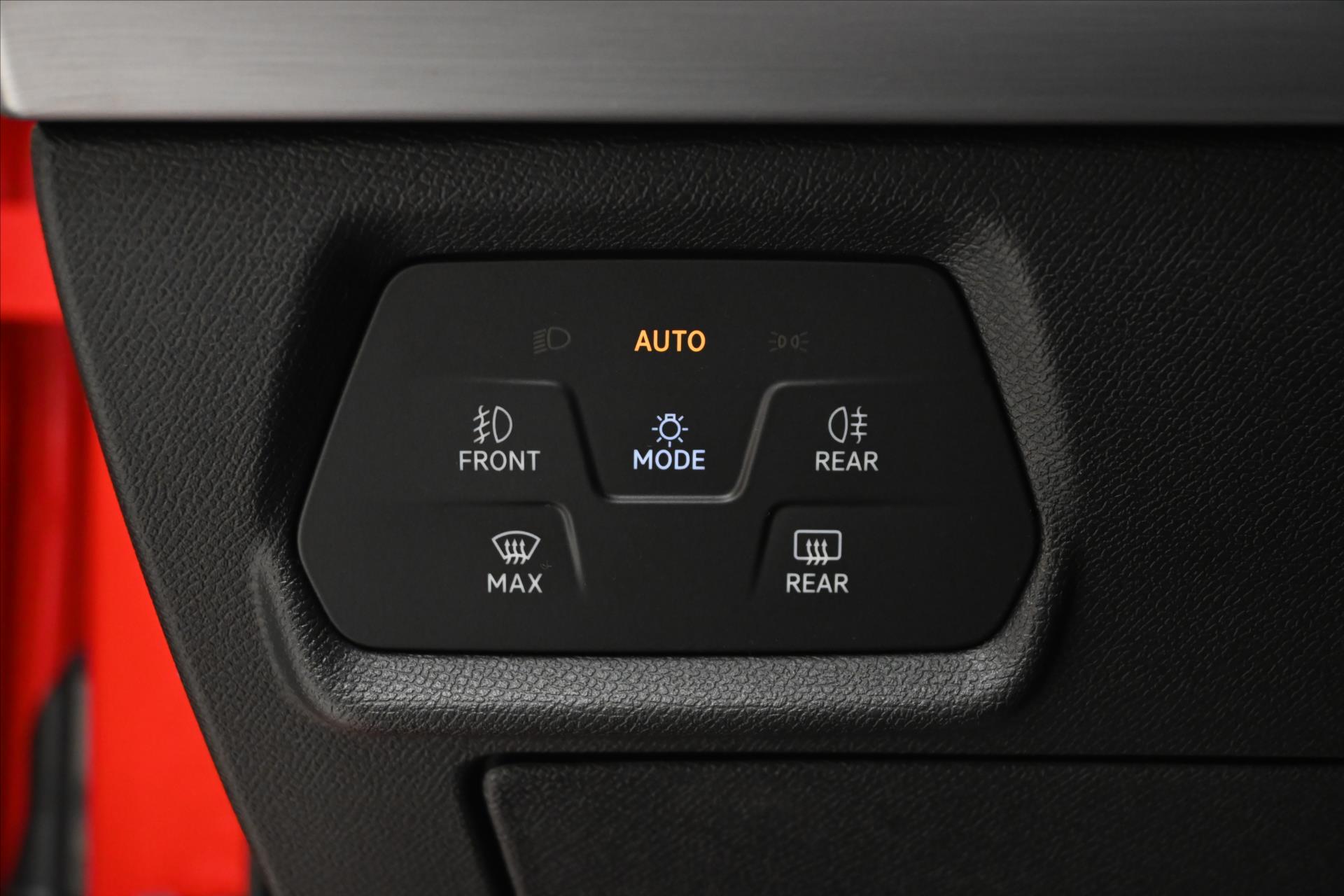 Hlavní fotografie vozu Seat Leon 1,4 FR TSI 150 kW e-Hybrid Záruka až 5 let (25)