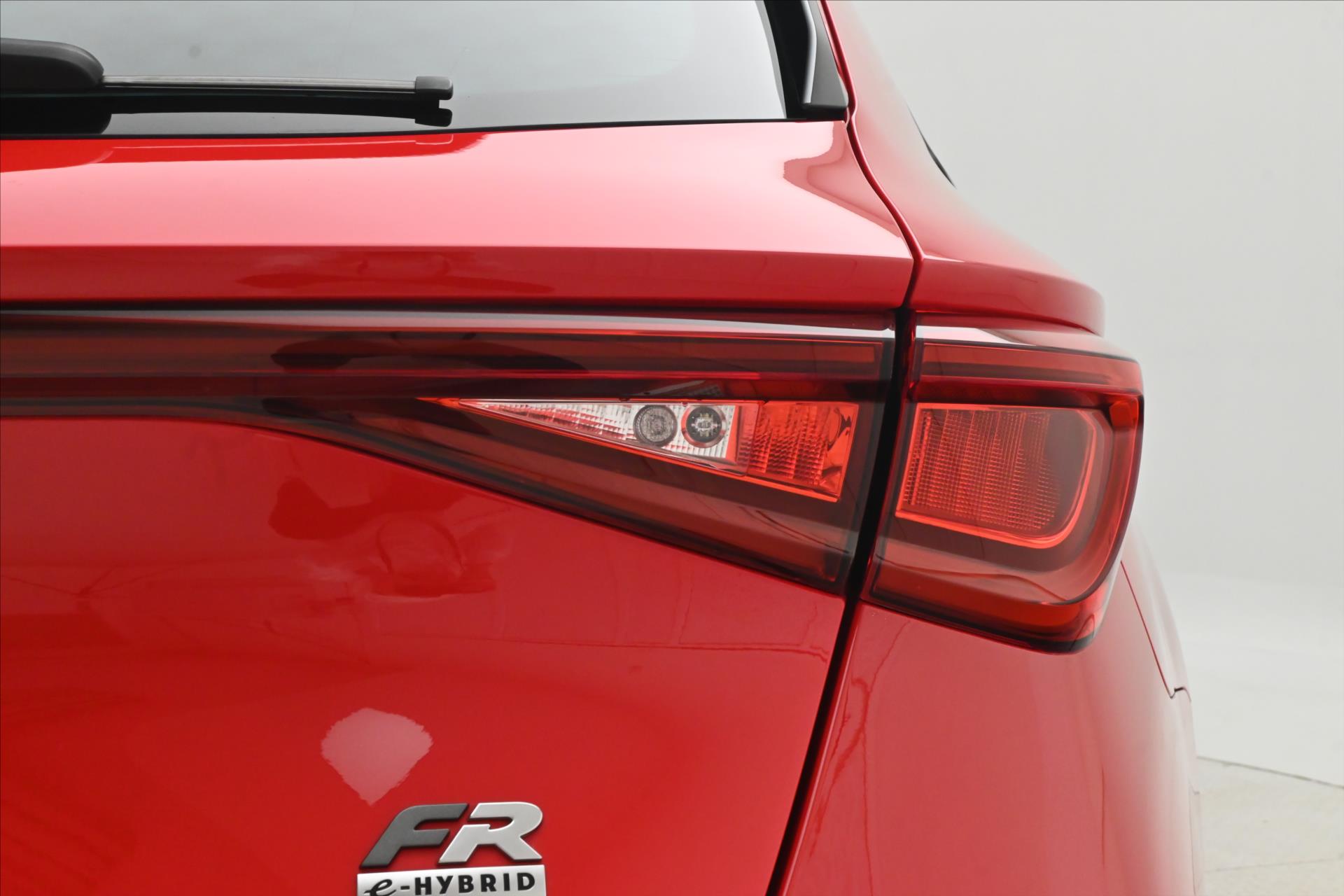 Main photo of the car Seat Leon 1.4 FR TSI 150 kW e-Hybrid Warranty up to 5 years (29)