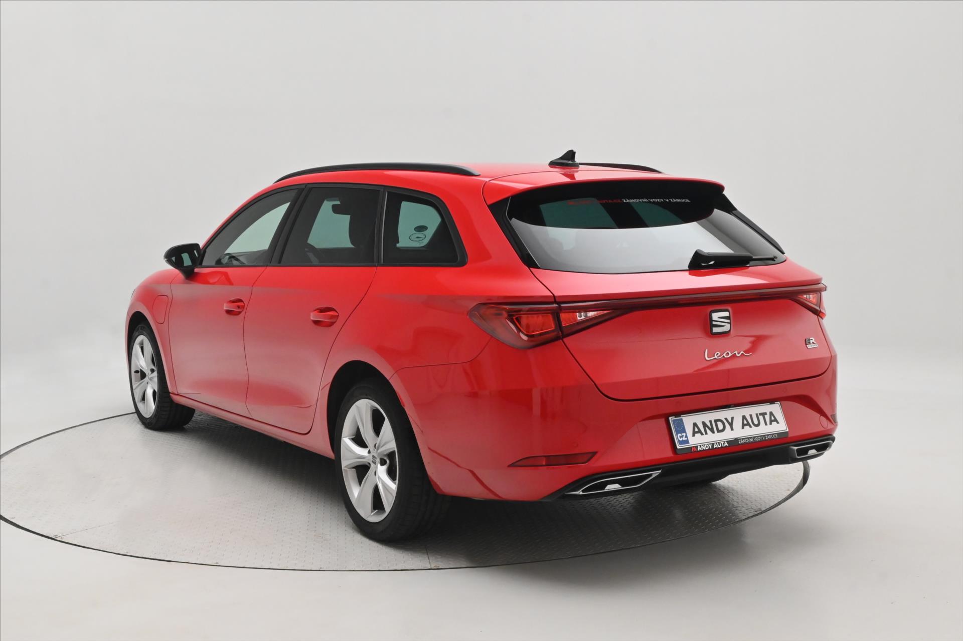 Hlavní fotografie vozu Seat Leon 1,4 FR TSI 150 kW e-Hybrid Záruka až 5 let (7)