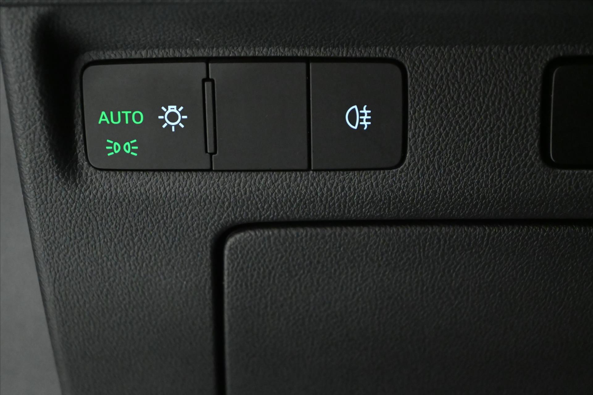 Hlavní fotografie vozu Škoda Enyaq iV 80 150kW 82kWh Záruka až 5 let (26)