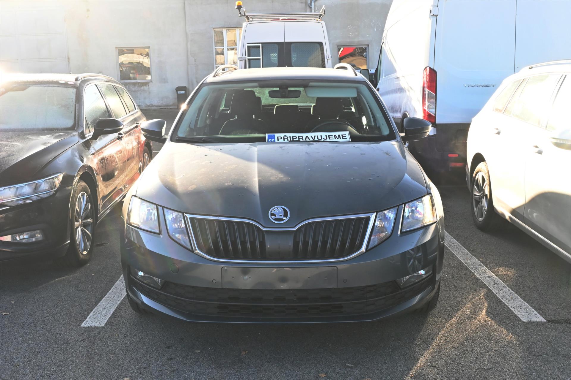 Hlavní fotografie vozu Škoda Octavia 1,6 TDI 85kW Ambition VŮZ PŘIPRAVUJEME K PRODEJI