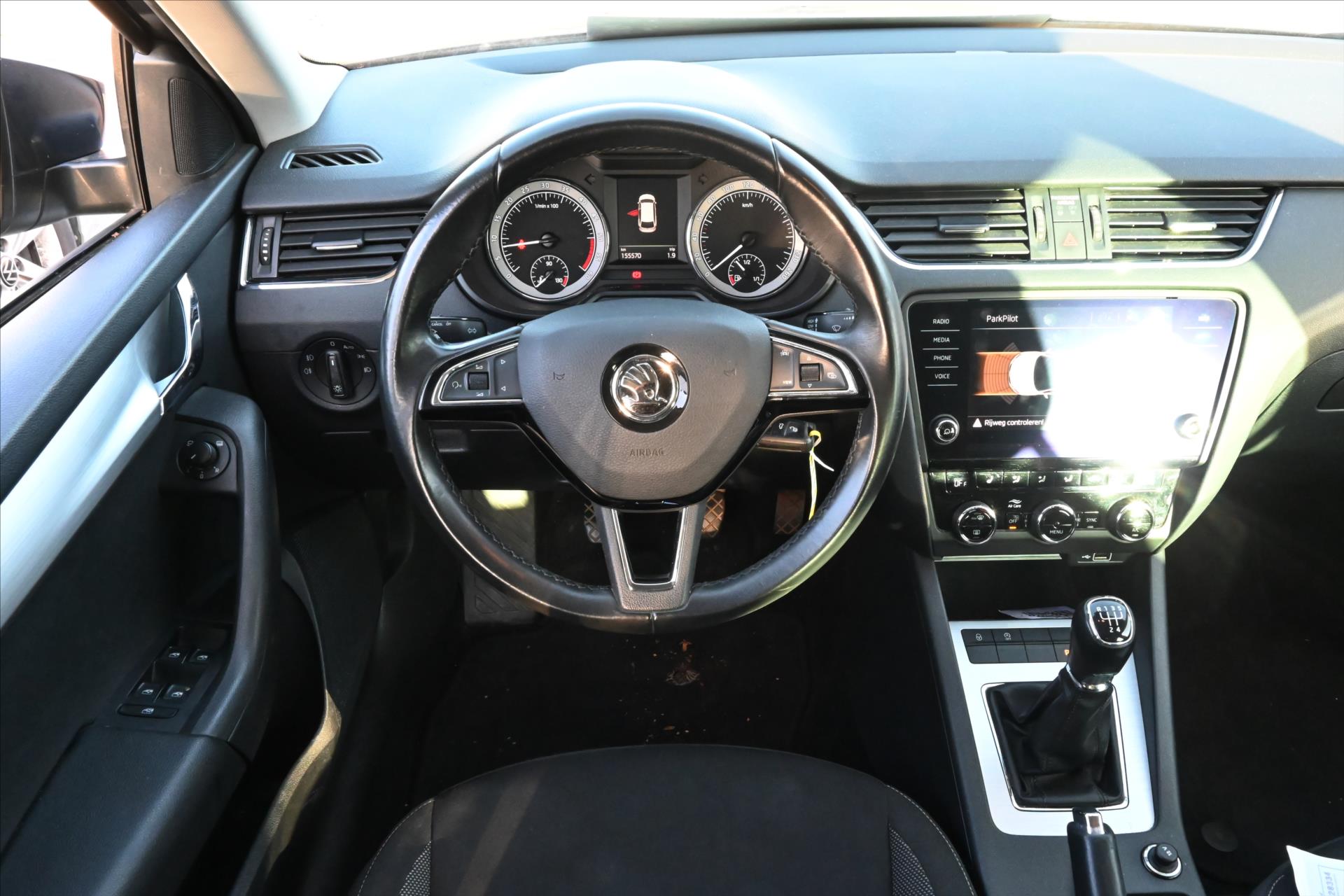 Hlavní fotografie vozu Škoda Octavia 1,6 TDI 85kW Ambition VŮZ PŘIPRAVUJEME K PRODEJI (1)