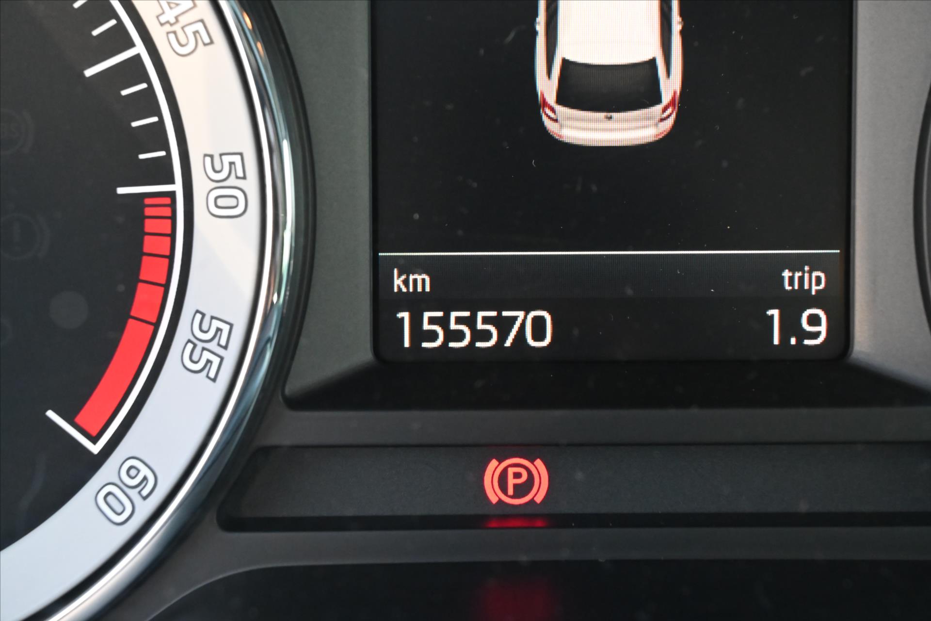 Hlavní fotografie vozu Škoda Octavia 1,6 TDI 85kW Ambition VŮZ PŘIPRAVUJEME K PRODEJI (2)