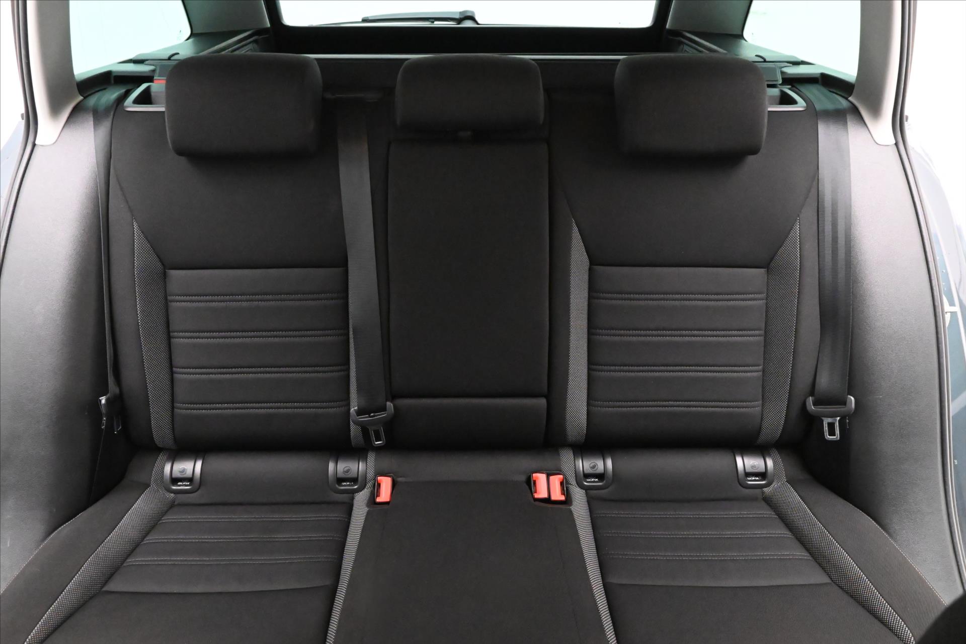 Hlavní fotografie vozu Škoda Octavia 1,6 TDI 85kW Ambition Záruka až 5 let (25)