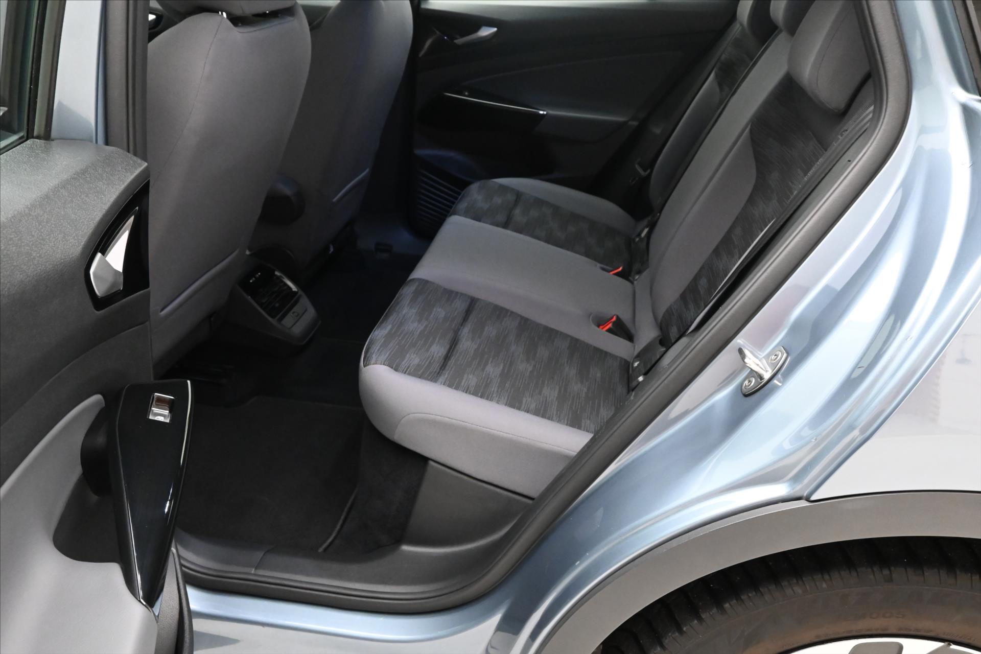 Hlavní fotografie vozu Volkswagen ID.4 150 kW 77kWh Perfor. SoH 95% Záruka až 5 let (14)