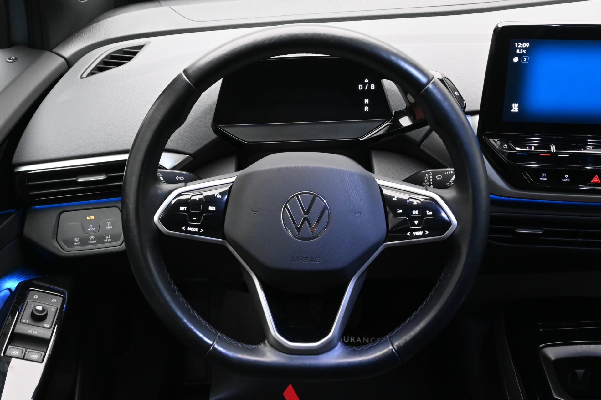 Hlavní fotografie vozu Volkswagen ID.4 150kW 77kWh Perfor. SoH 95% Záruka až 5 let (17)