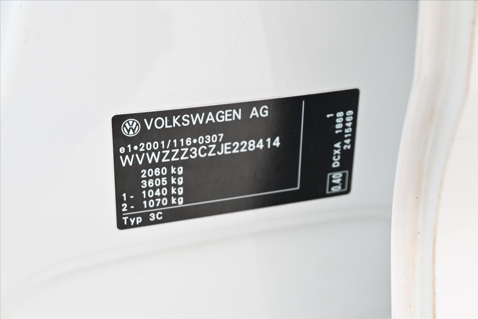 Main photo of the car Volkswagen Passat 1.6 TDI 88 kW Navi LED Warranty (12)