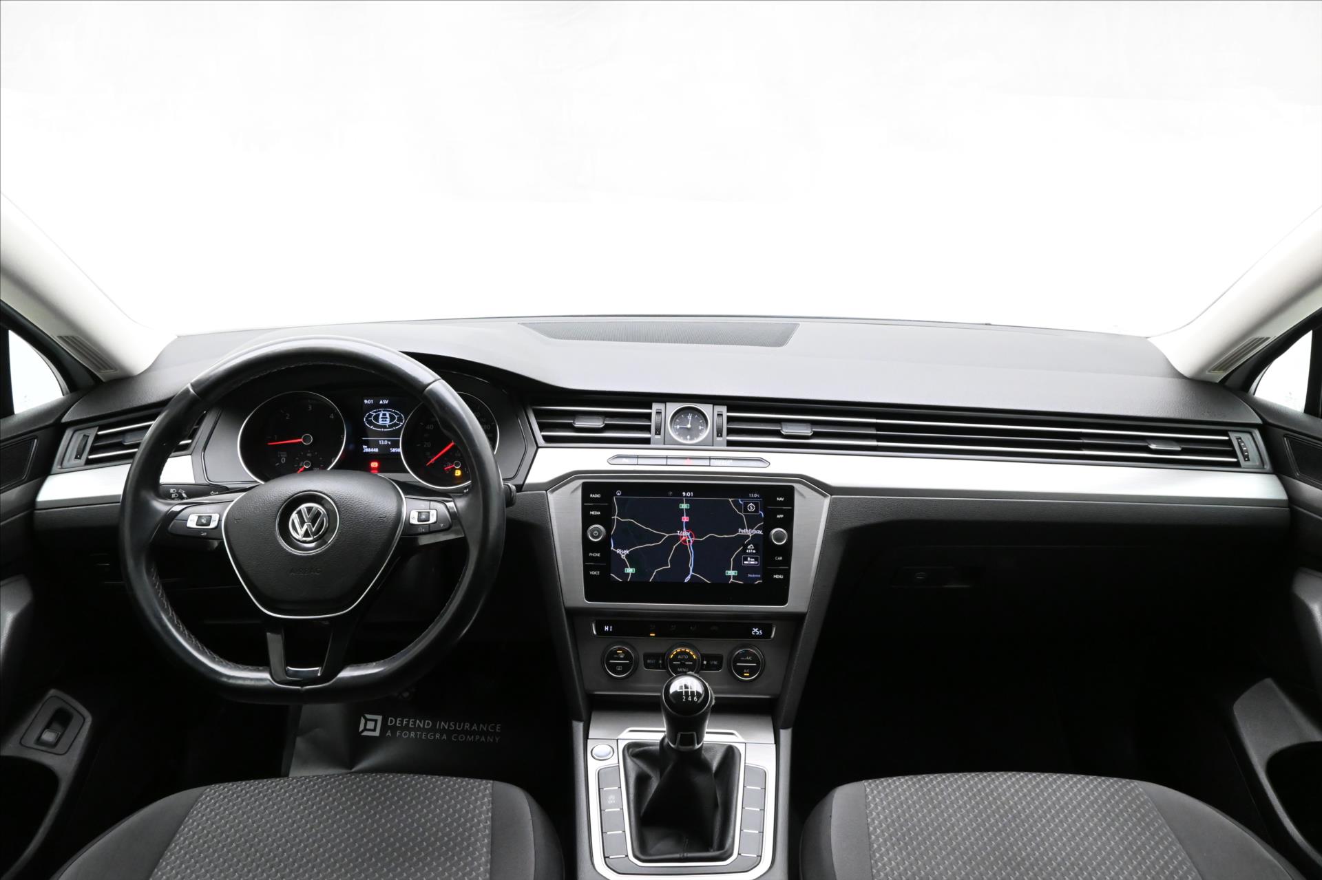 Main photo of the car Volkswagen Passat 1.6 TDI 88 kW Navi LED Warranty (15)