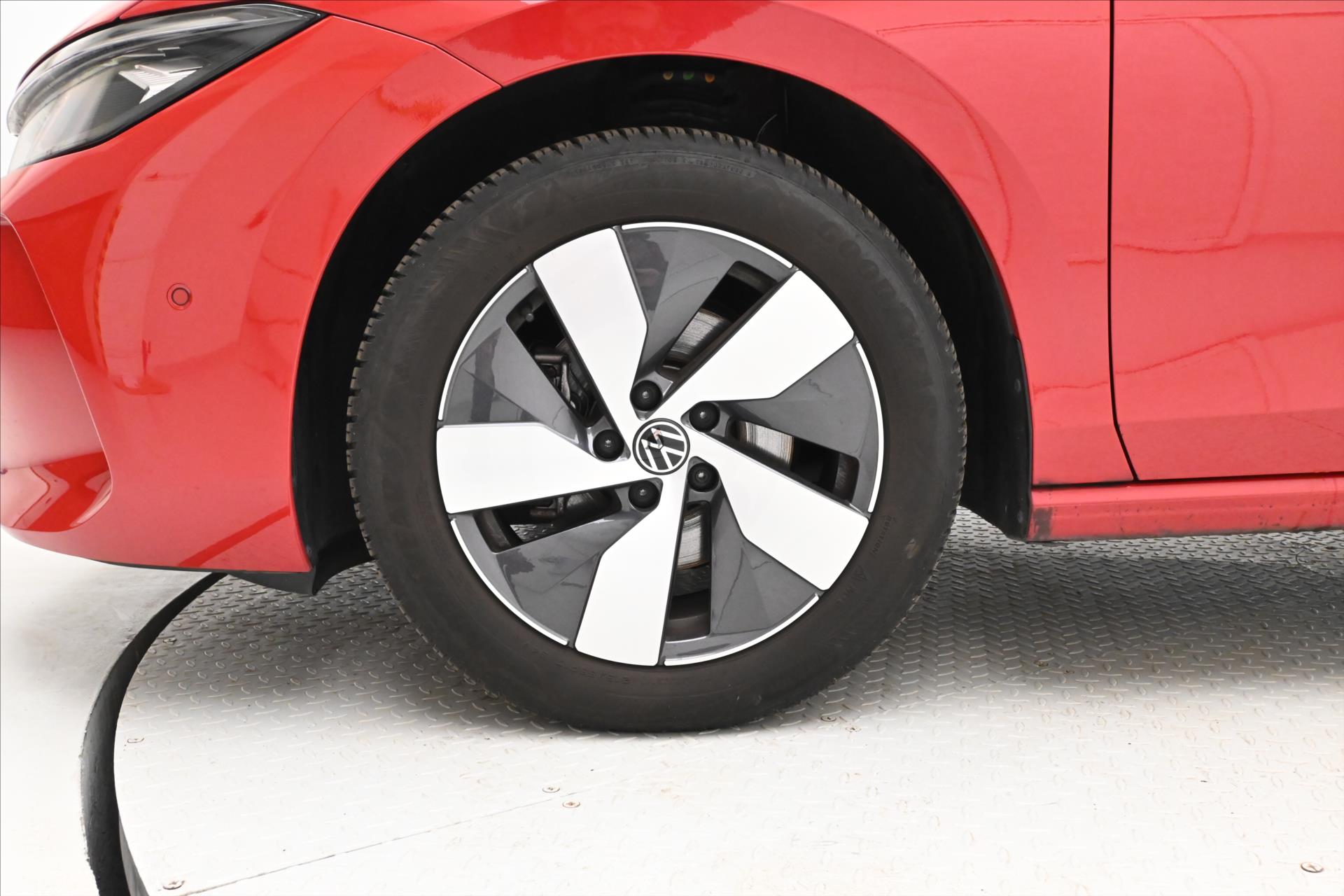 Hlavní fotografie vozu Volkswagen Passat 2,0 TDI 110 kW DSG Business Záruka až 5 let (32)