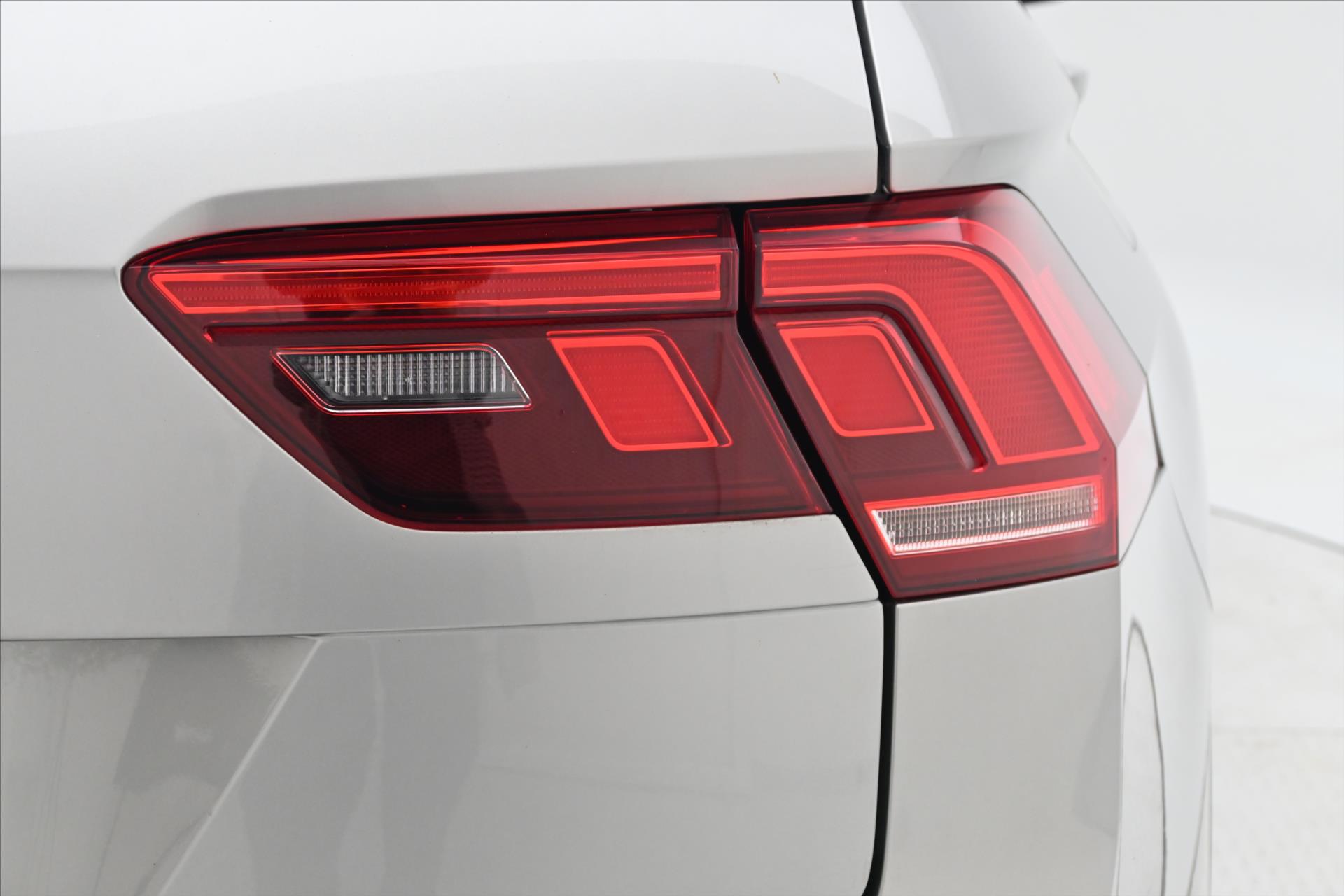 Hlavní fotografie vozu Volkswagen Tiguan 2,0 TDI 110kW DSG ACC Záruka až 5 let (30)