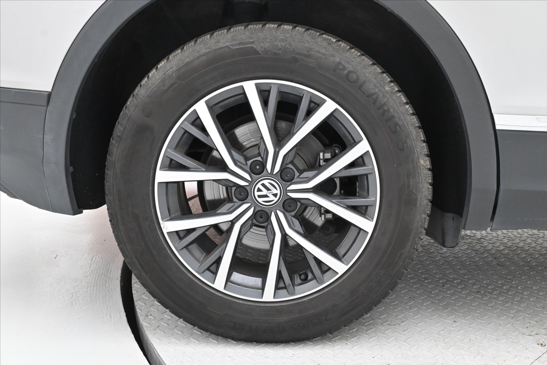 Hlavní fotografie vozu Volkswagen Tiguan 2,0 TDI 110kW DSG ACC Záruka až 5 let (31)