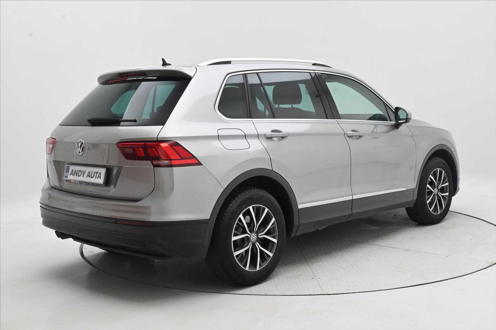 Hlavní fotografie vozu Volkswagen Tiguan 2,0 TDI 110kW DSG ACC Záruka až 5 let (4)