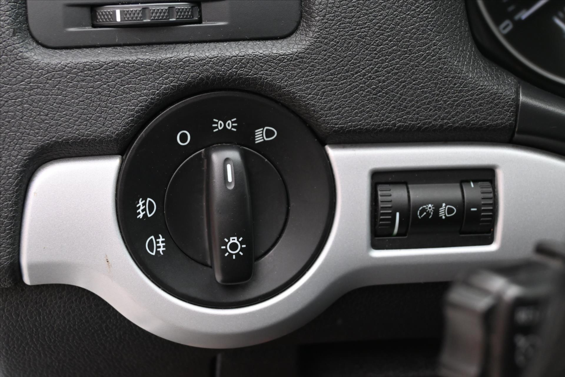 Hlavní fotografie vozu Škoda Octavia 1,6 TDI 77 kW AMBIENTE Tažné zařízení (24)