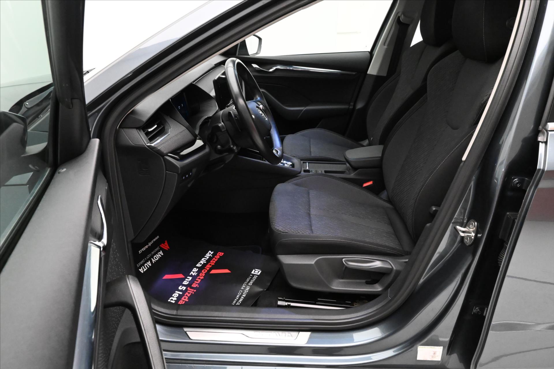 Hlavní fotografie vozu Škoda Octavia 2,0 TDI 110 kW DSG STYLE Záruka až 5 let (12)