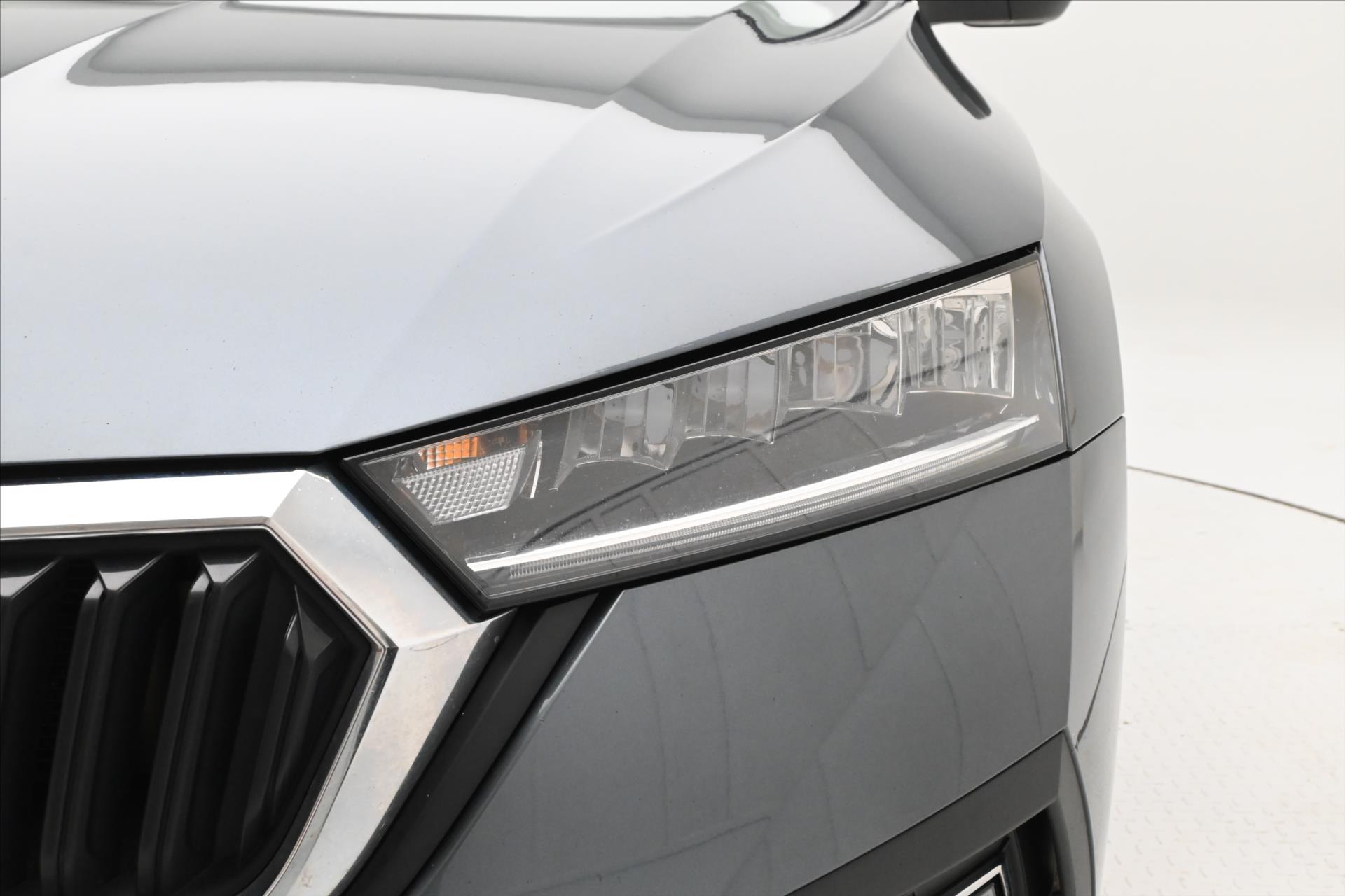 Hlavní fotografie vozu Škoda Octavia 2,0 TDI 110 kW DSG STYLE Záruka až 5 let (28)