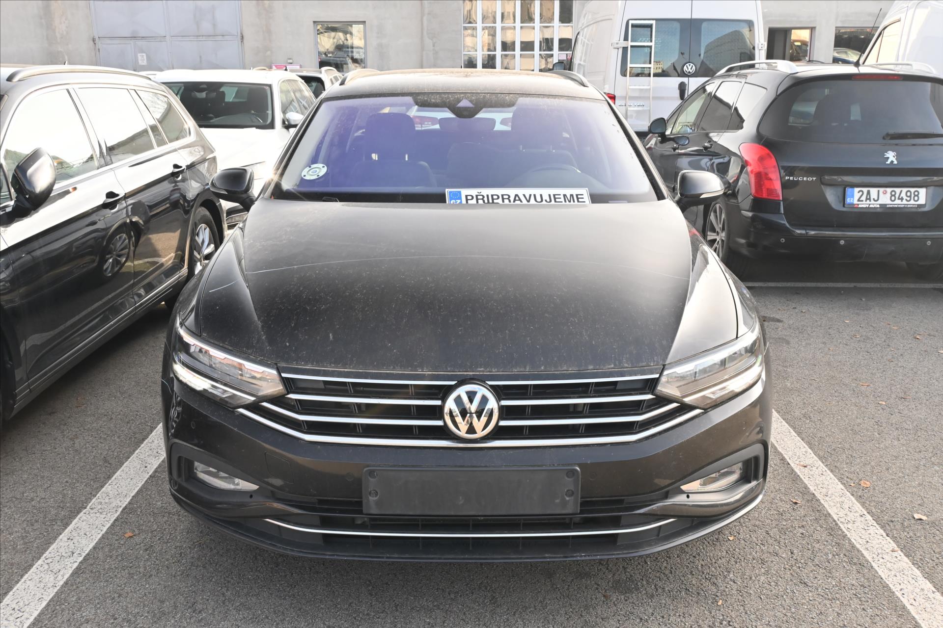 Hlavní fotografie vozu Volkswagen Passat 2,0 TDI 110kW DSG BUSINESS VŮZ PŘIPRAVUJEME K PRODEJI