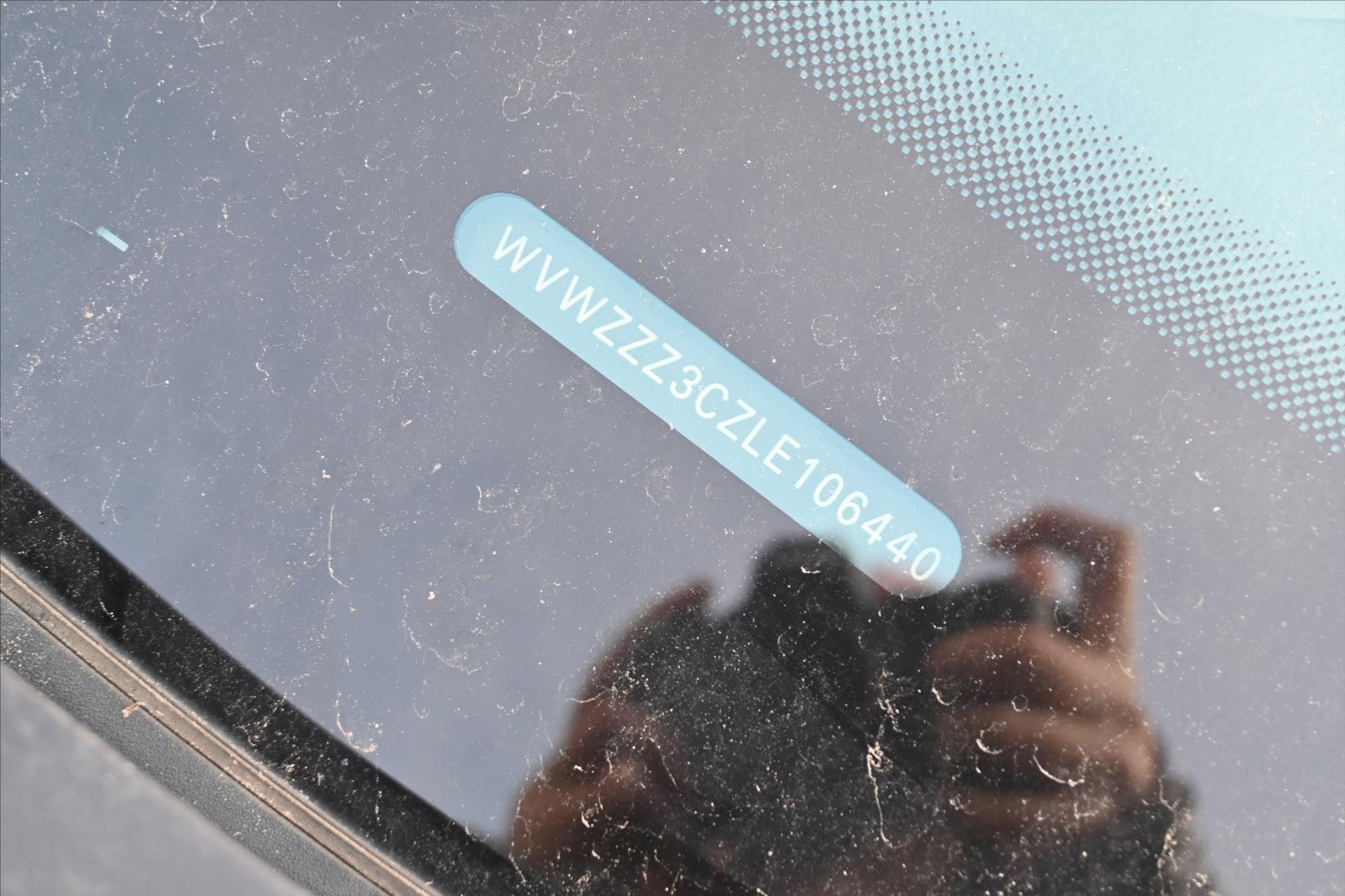 Hlavní fotografie vozu Volkswagen Passat 2,0 TDI 110kW DSG BUSINESS VŮZ PŘIPRAVUJEME K PRODEJI (2)