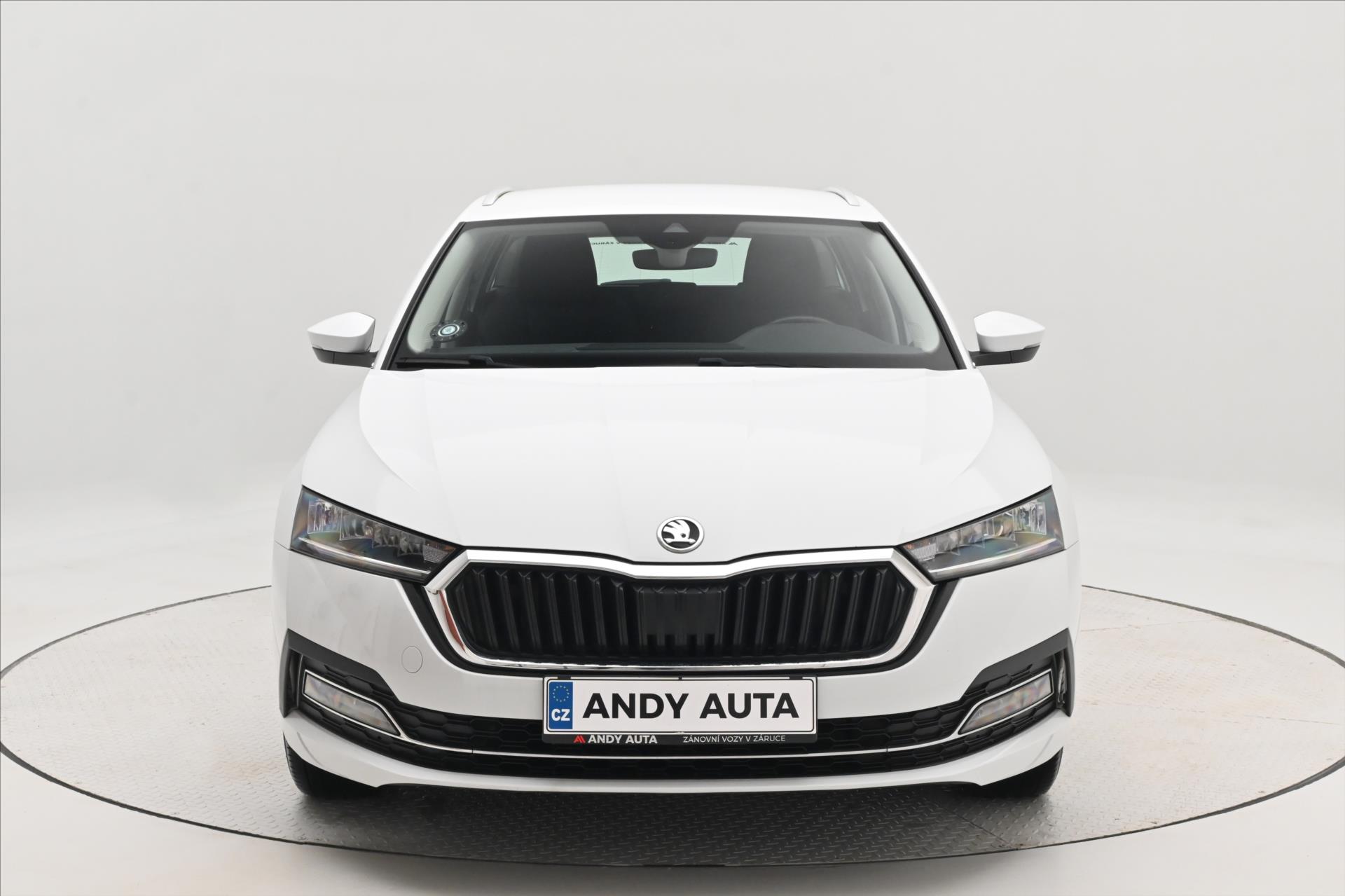 Hlavní fotografie vozu Škoda Octavia 2,0 TDI 110 kW DSG Style Záruka až 5 let (2)