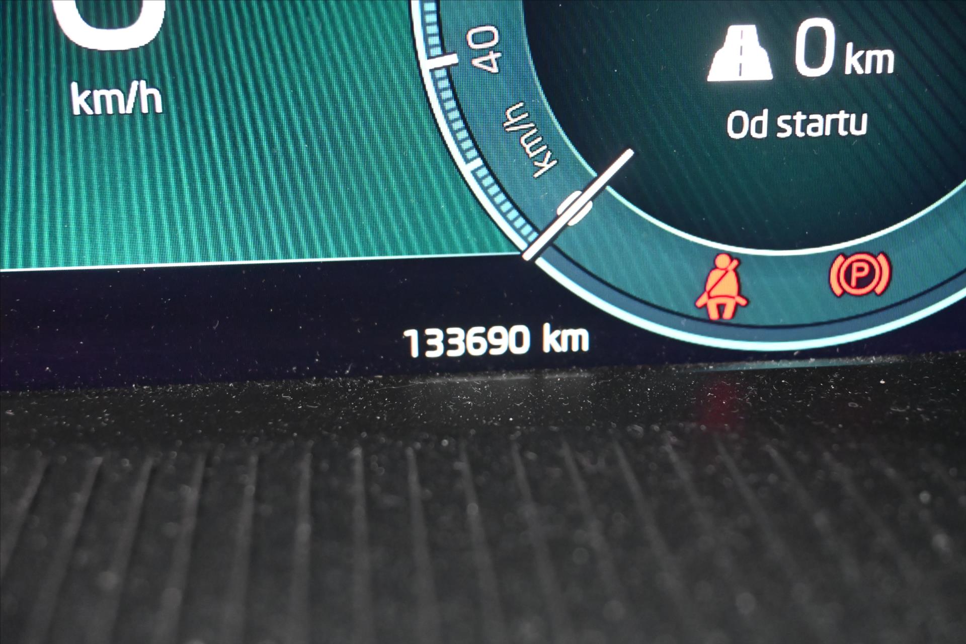 Hlavní fotografie vozu Škoda Octavia 2,0 TDI 110kW Style DSG VŮZ PŘIPRAVUJE K PRODEJI (2)