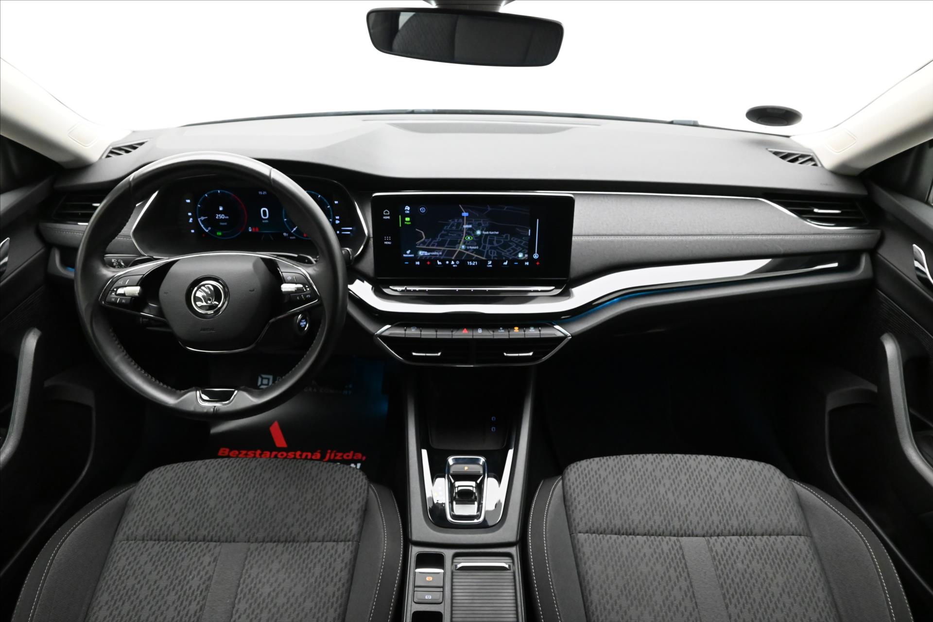 Hlavní fotografie vozu Škoda Octavia 2,0 TDI 110kW Style DSG Záruka až 5 let (14)