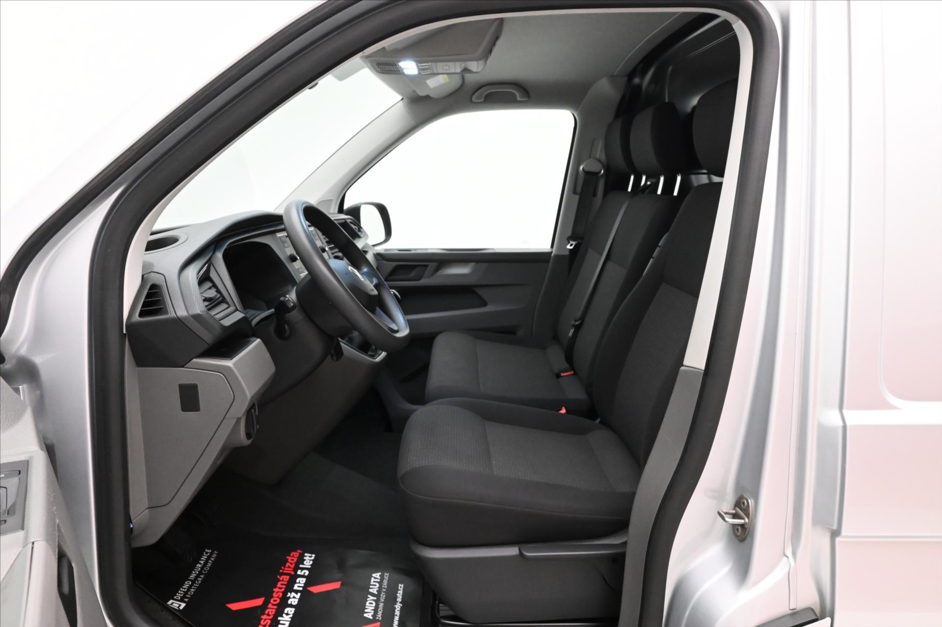 Hlavní fotografie vozu Volkswagen Transporter 2,0 TDI 110 kW Long Tempomat Záruka až 5 let (13)