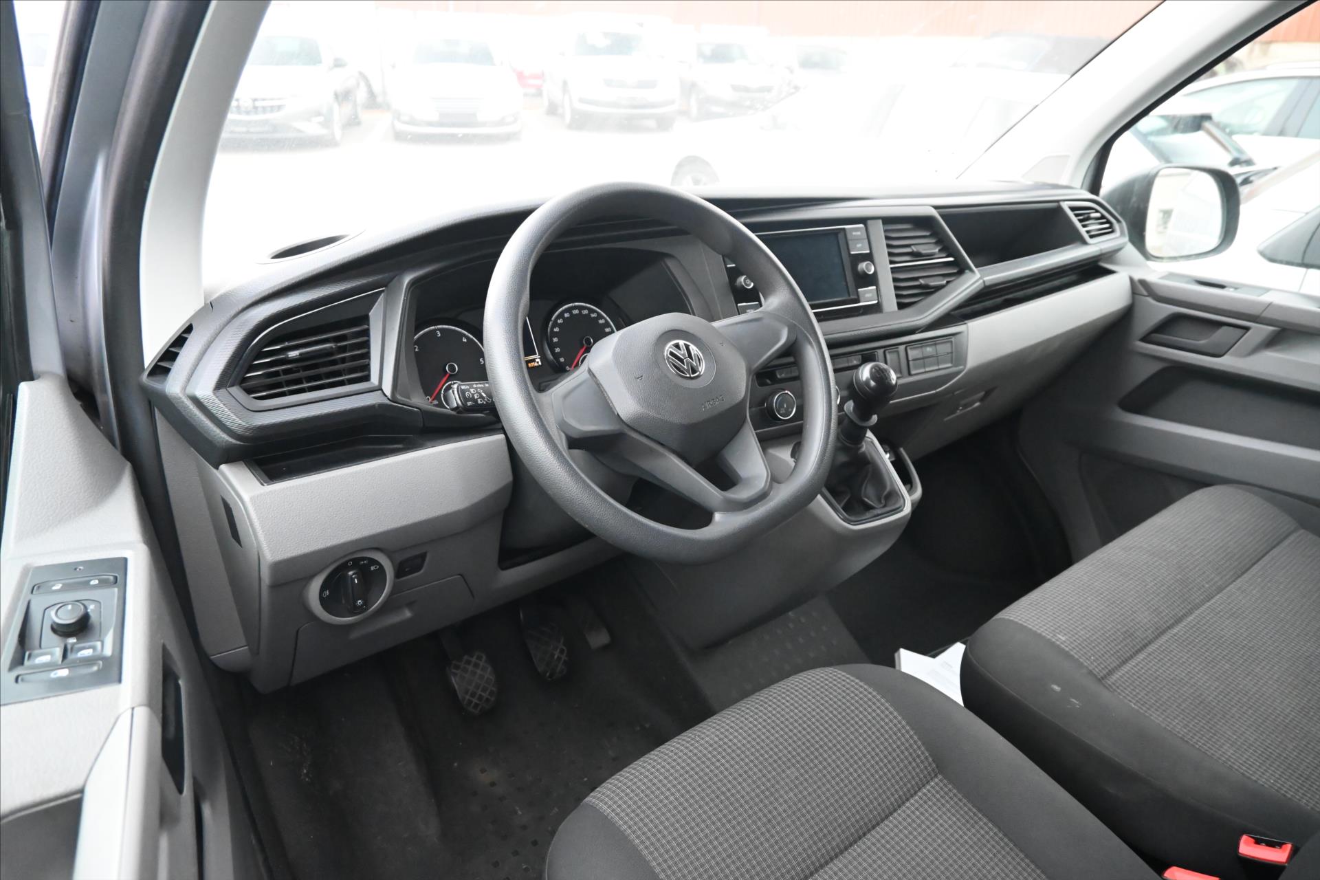 Hlavní fotografie vozu Volkswagen Transporter 2,0 TDI 110kW LONG VŮZ PŘIPRAVUJEME K PRODEJI (1)