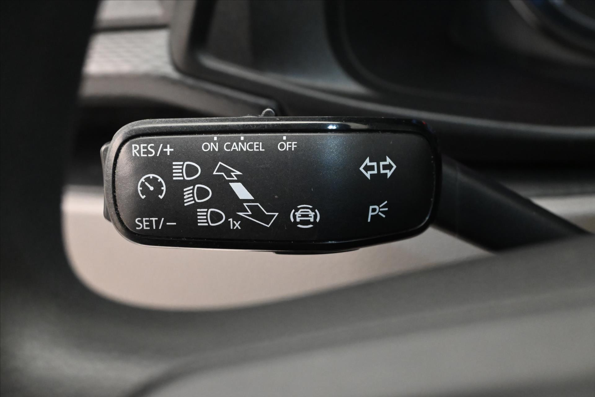 Hlavní fotografie vozu Volkswagen Transporter 2,0 TDI 110kW LONG TZ TEMPOMAT Záruka až 5 let (22)