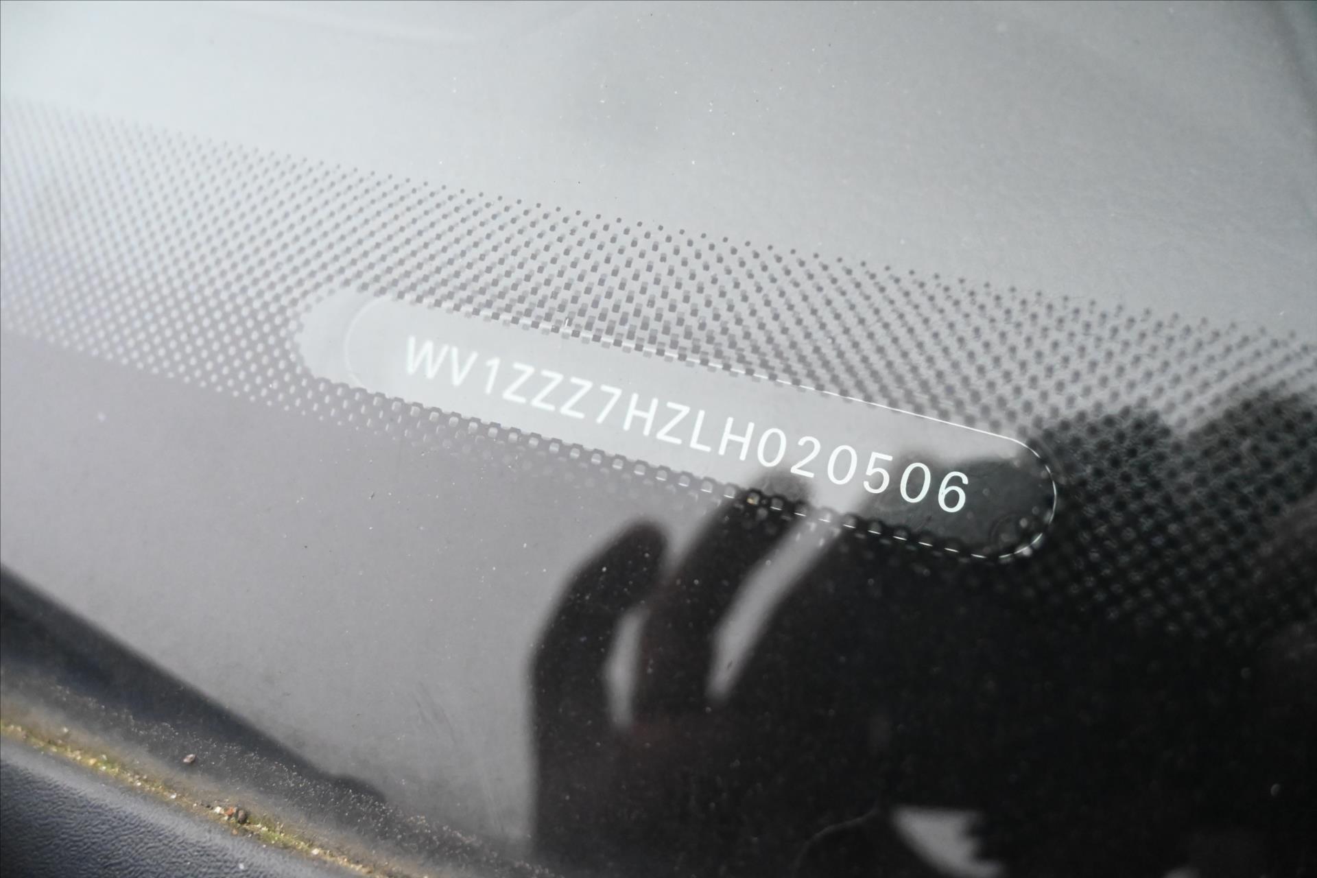 Hlavní fotografie vozu Volkswagen Transporter 2,0 TDI 110kW LONG VŮZ PŘIPRAVUJEME K PRODEJI (3)