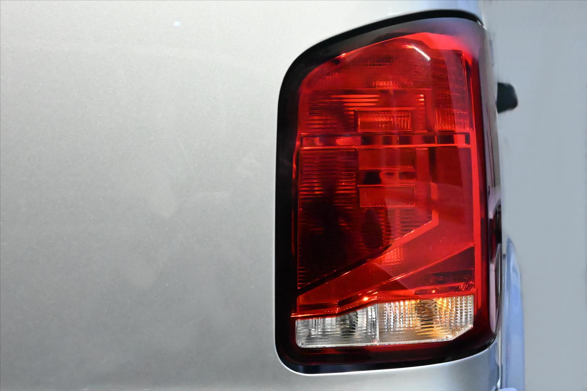 Hlavní fotografie vozu Volkswagen Transporter 2,0 TDI 110kW Long Tažné Záruka až 5 let (23)