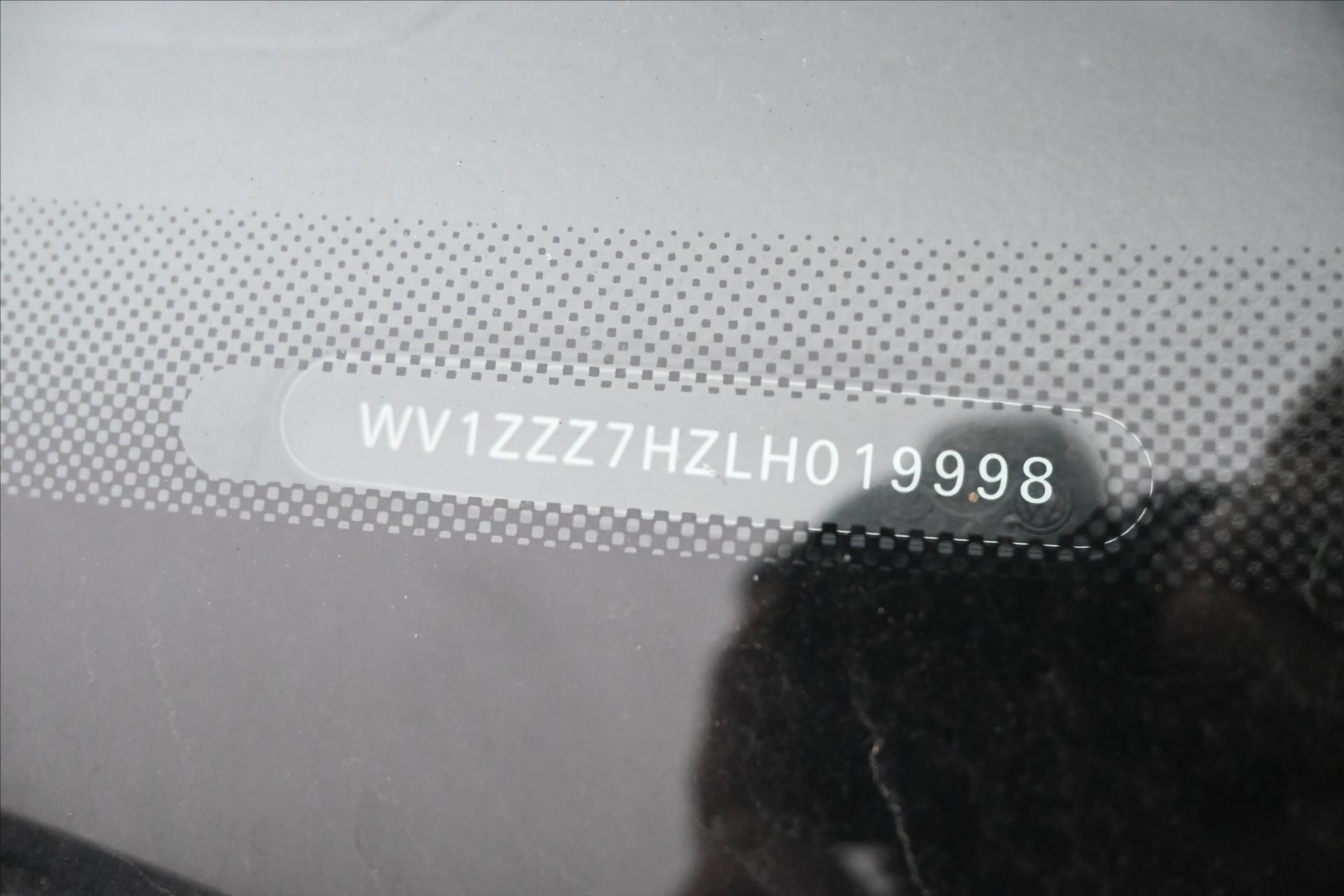 Hlavní fotografie vozu Volkswagen Transporter 2,0 TDI 110kW LONG VŮZ PŘIPRAVUJEME K PRODEJI (3)