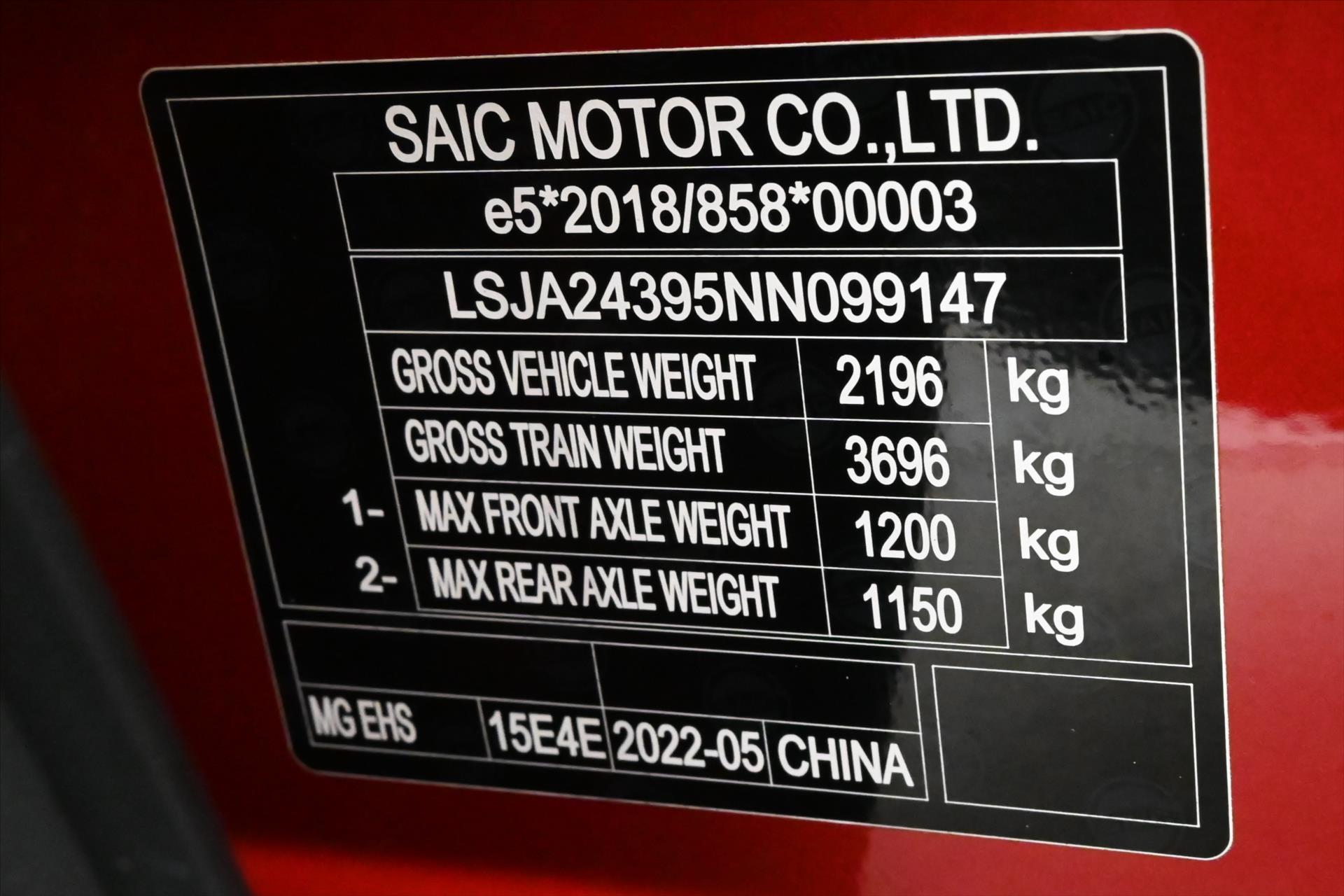 Hlavní fotografie vozu MG eHS 1,5 TGI PHEV 119 kW Panorama Záruka až 5 let (12)