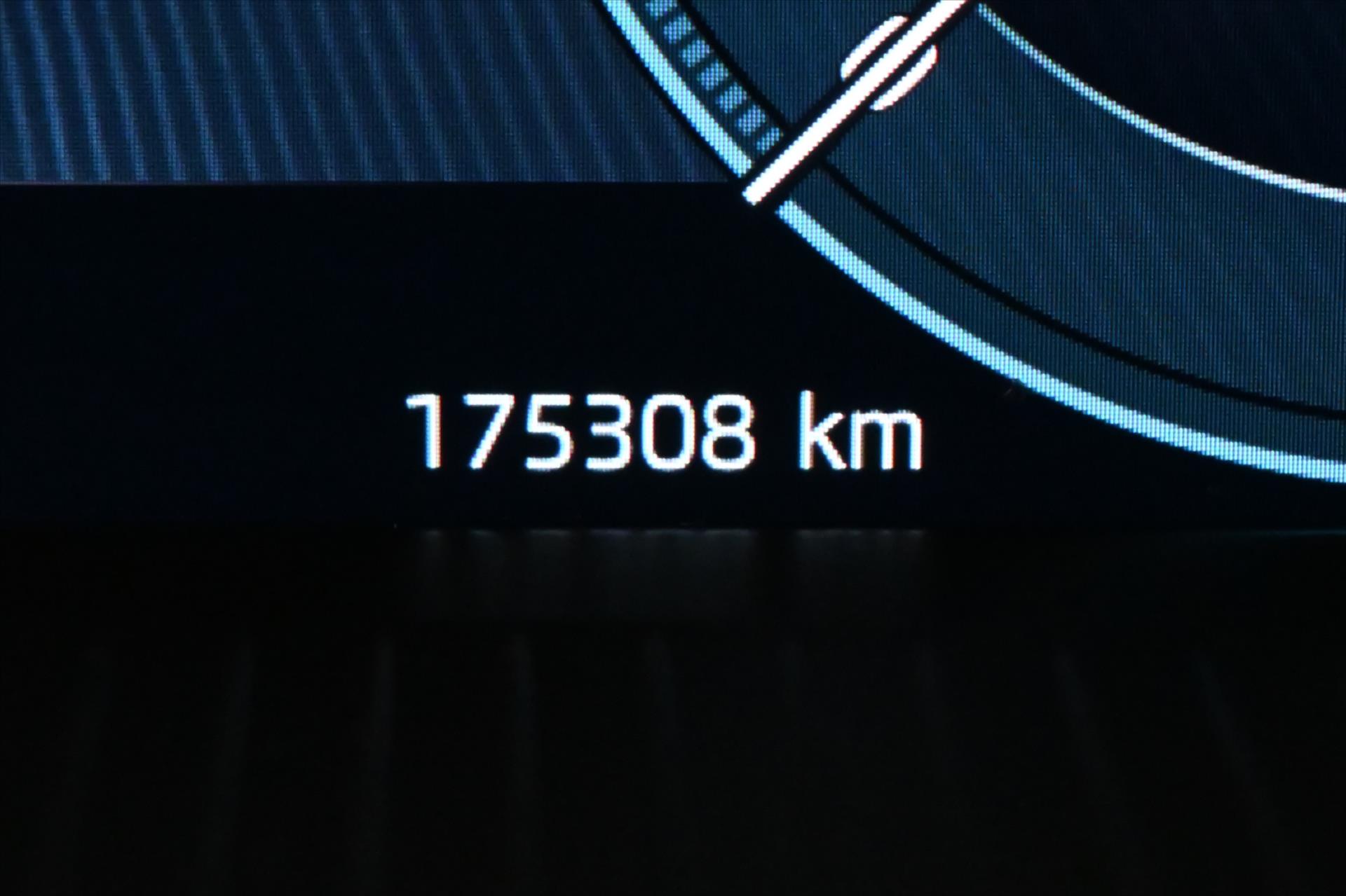 Hlavní fotografie vozu Škoda Octavia 2,0 TDI 110 kW DSG Style Záruka až 5 let (17)