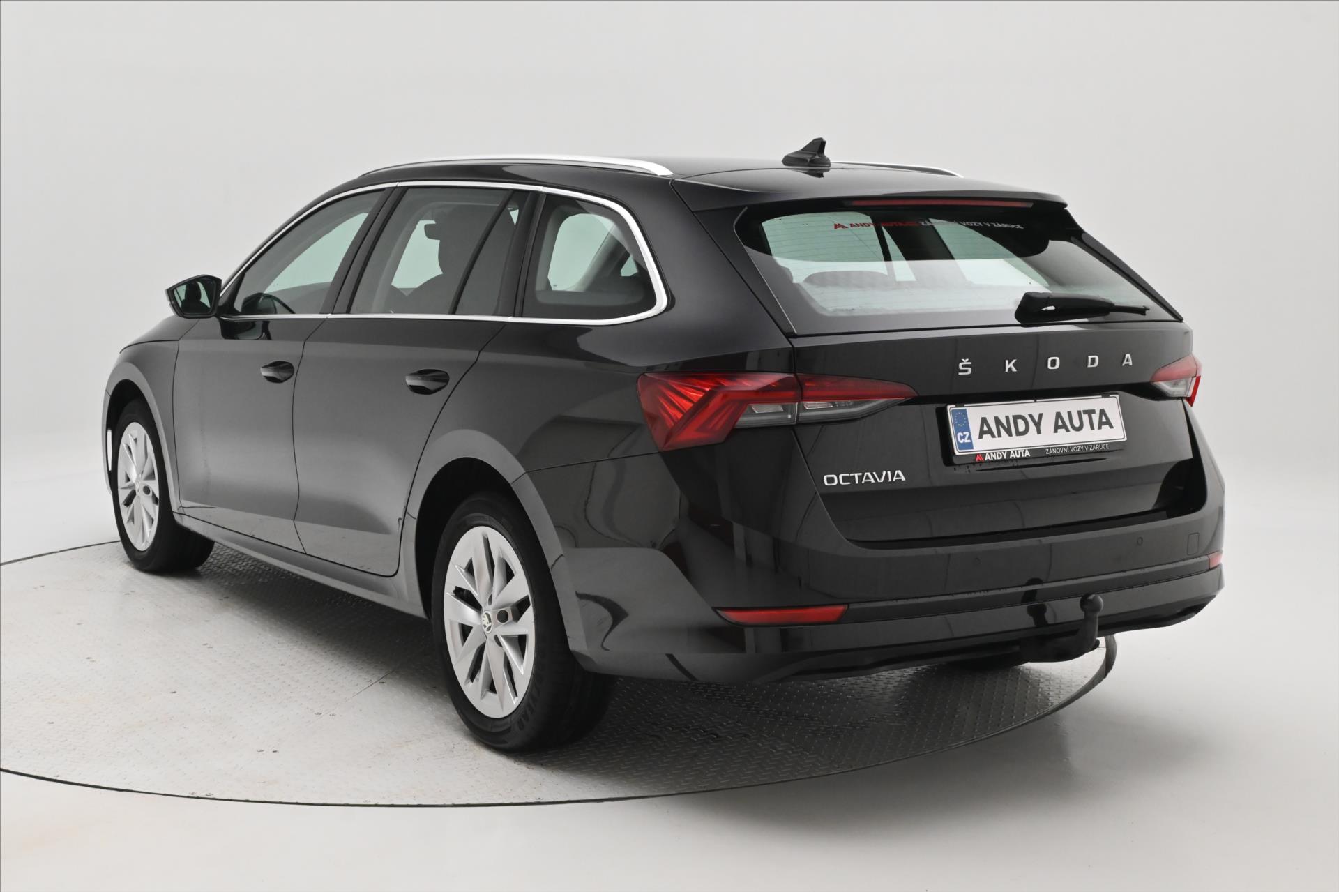 Hlavní fotografie vozu Škoda Octavia 2,0 TDI 110 kW DSG Style Záruka až 5 let (7)