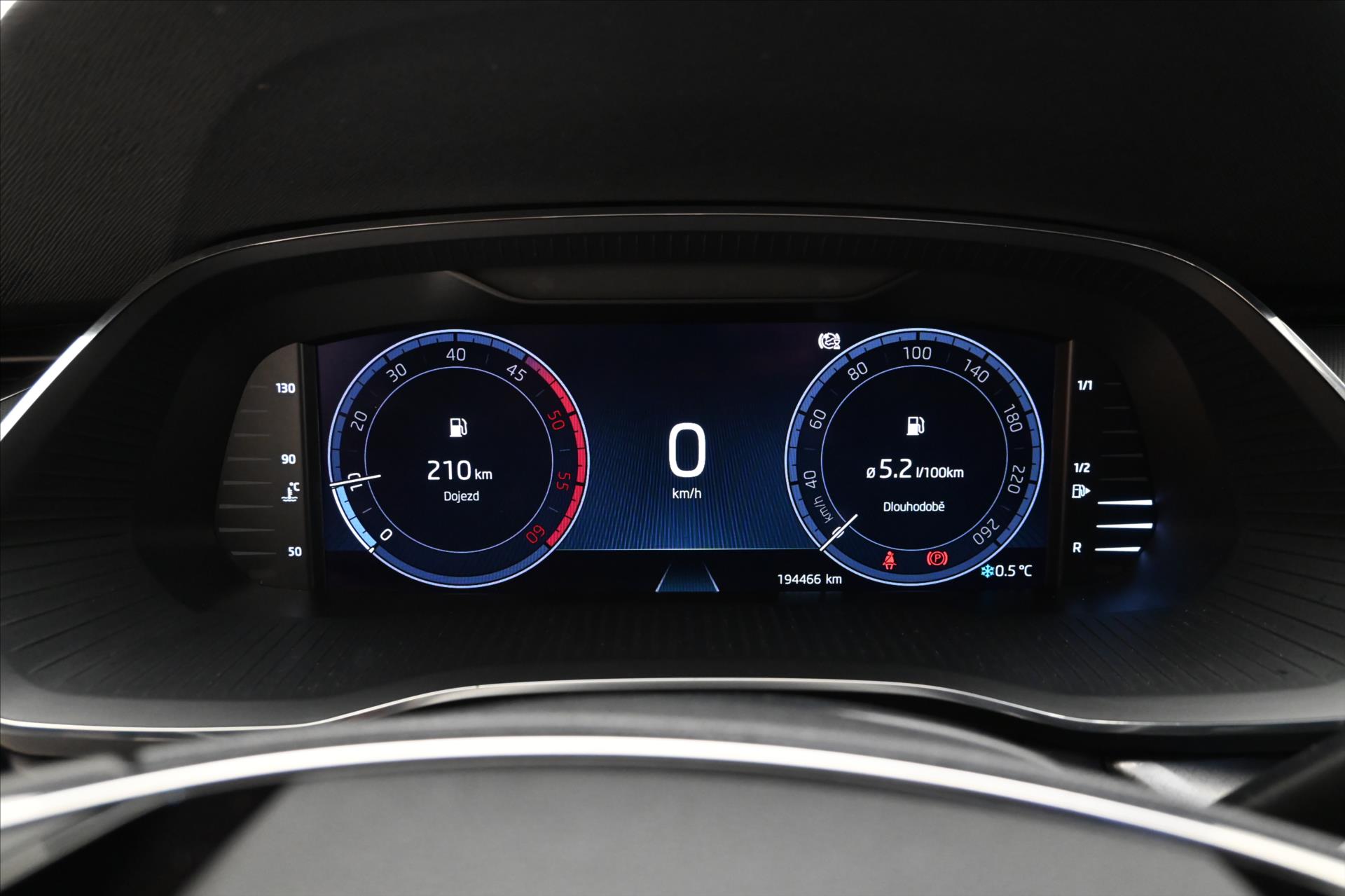 Hlavní fotografie vozu Škoda Octavia 2,0 TDI 85 kW Ambition Záruka až 5 let (16)