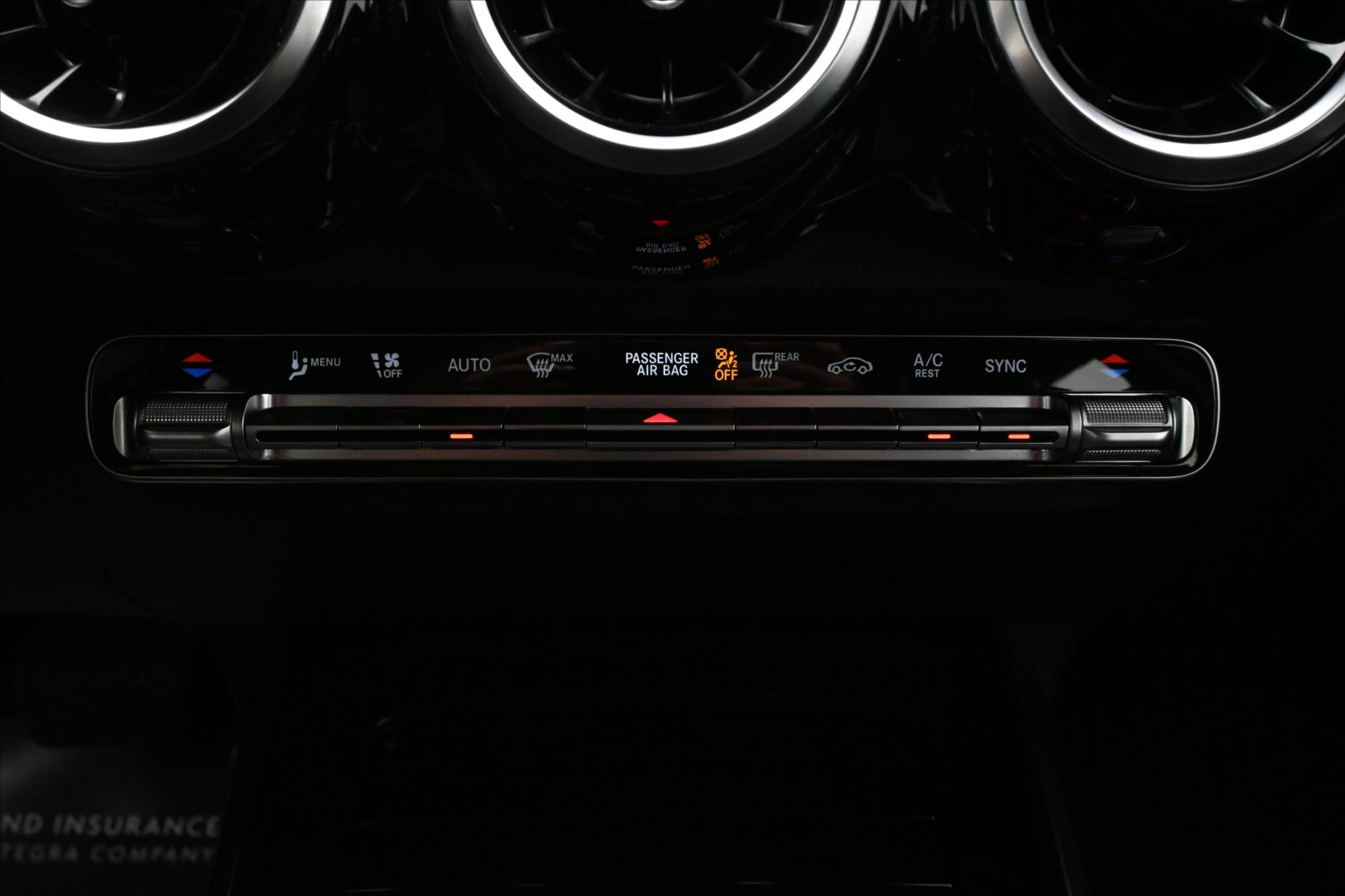 Main photo of the car Mercedes-Benz GLB 2.0 220d 140 kW 4Matic Warranty up to 5 years (21)