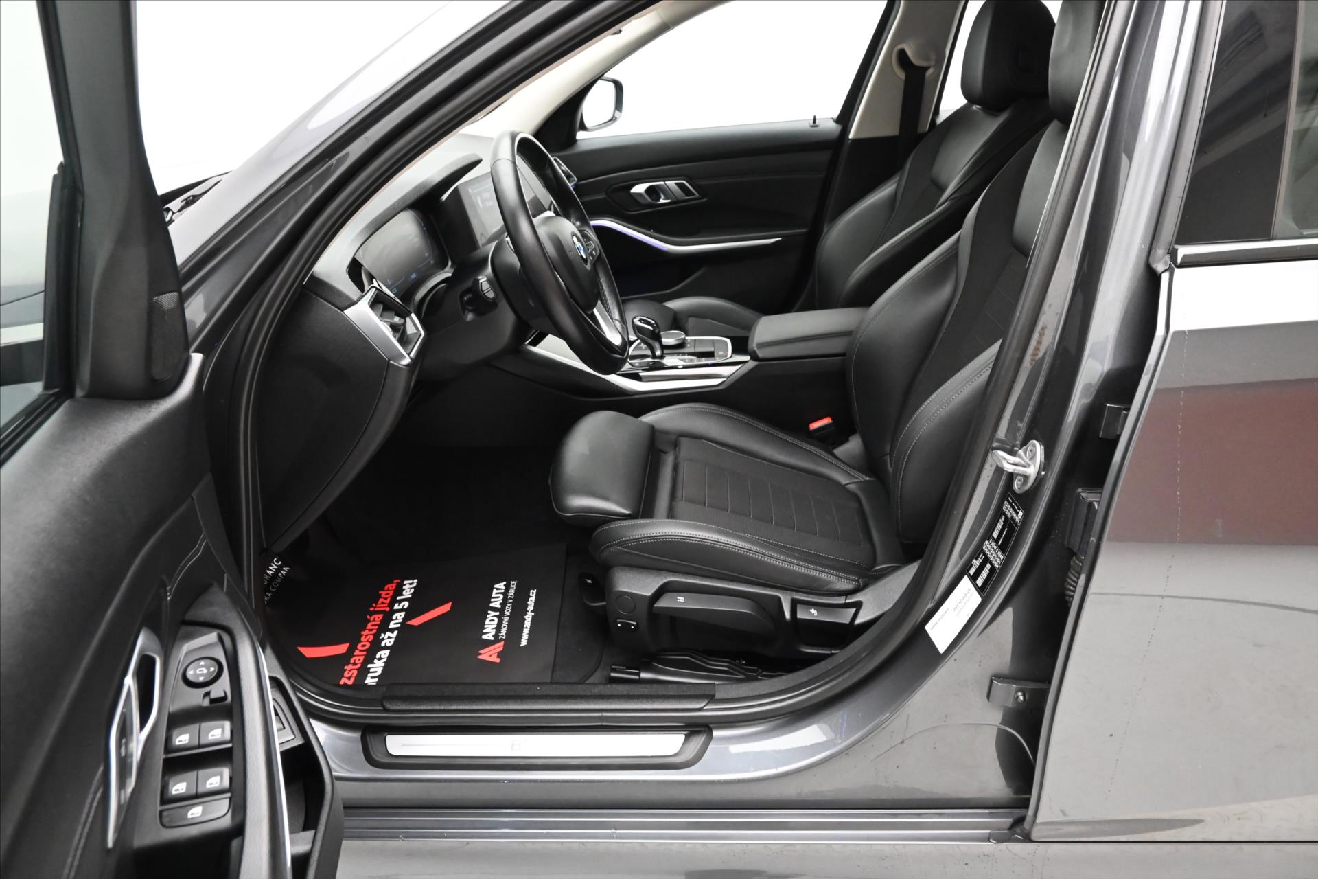 Hlavní fotografie vozu BMW Řada 3 2,0 320d 140 kW Steptronic Sport Záruka až 5 let (13)