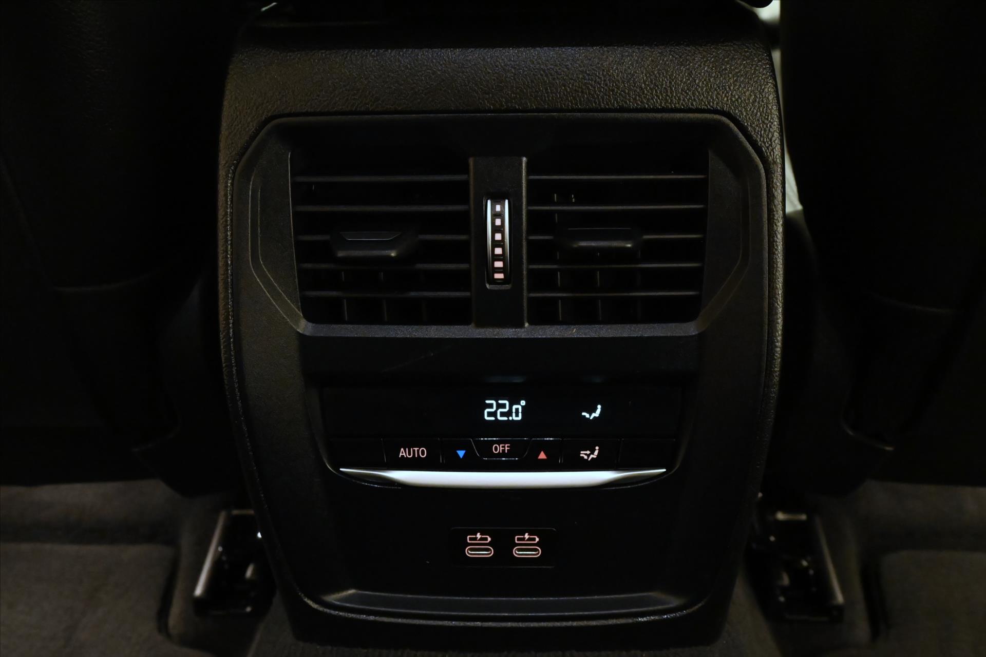 Hlavní fotografie vozu BMW Řada 3 2,0 320d 140 kW Steptronic Sport Záruka až 5 let (21)