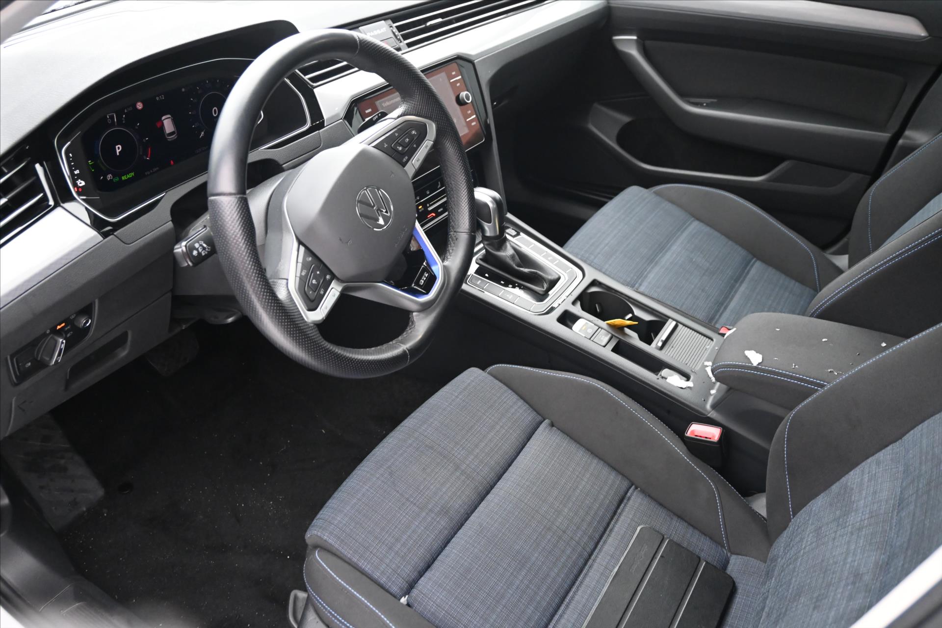 Main photo of the car Volkswagen Passat 1.4 GTE 160 kW DSG WE ARE PREPARING THE CAR FOR SALE (2)